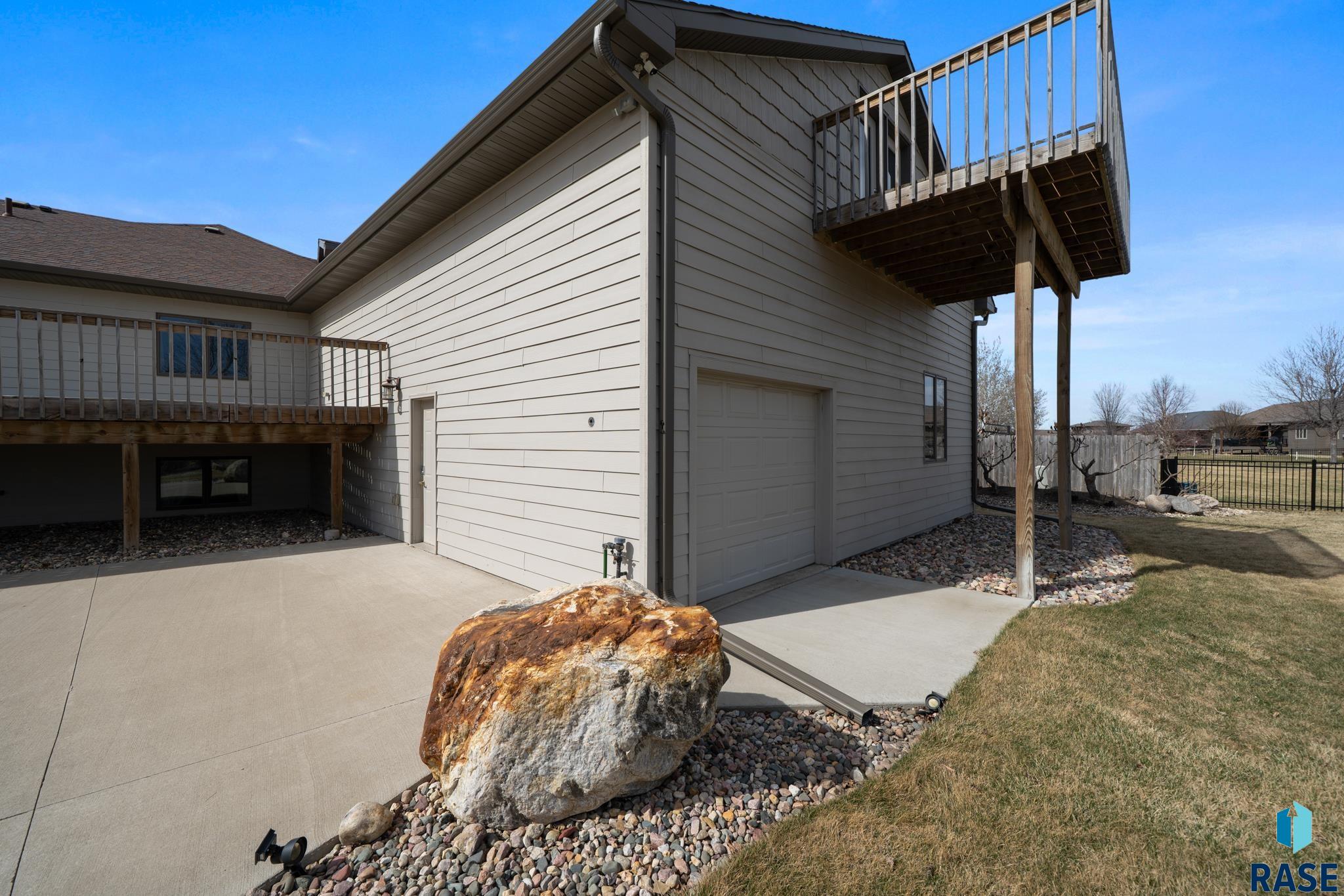 7624 Courtyard Cir, Sioux Falls