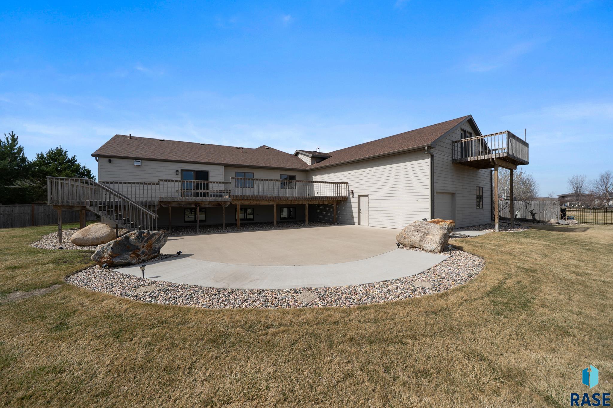 7624 Courtyard Cir, Sioux Falls