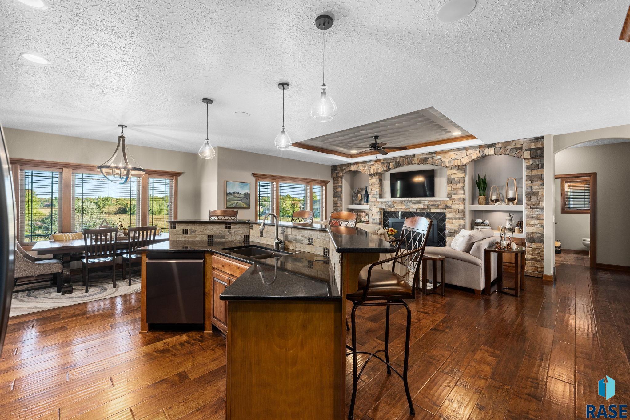 1724 Grand Arbor Cir, Sioux Falls