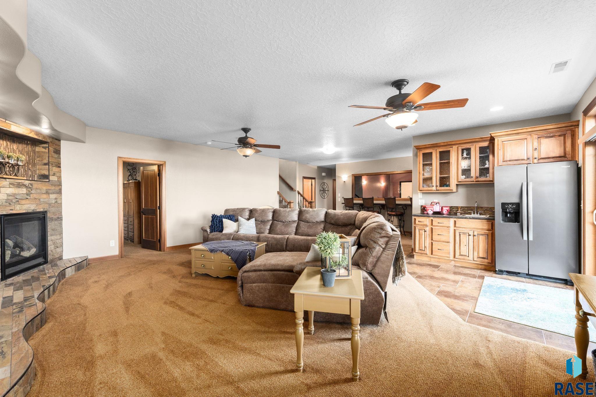 1724 Grand Arbor Cir, Sioux Falls