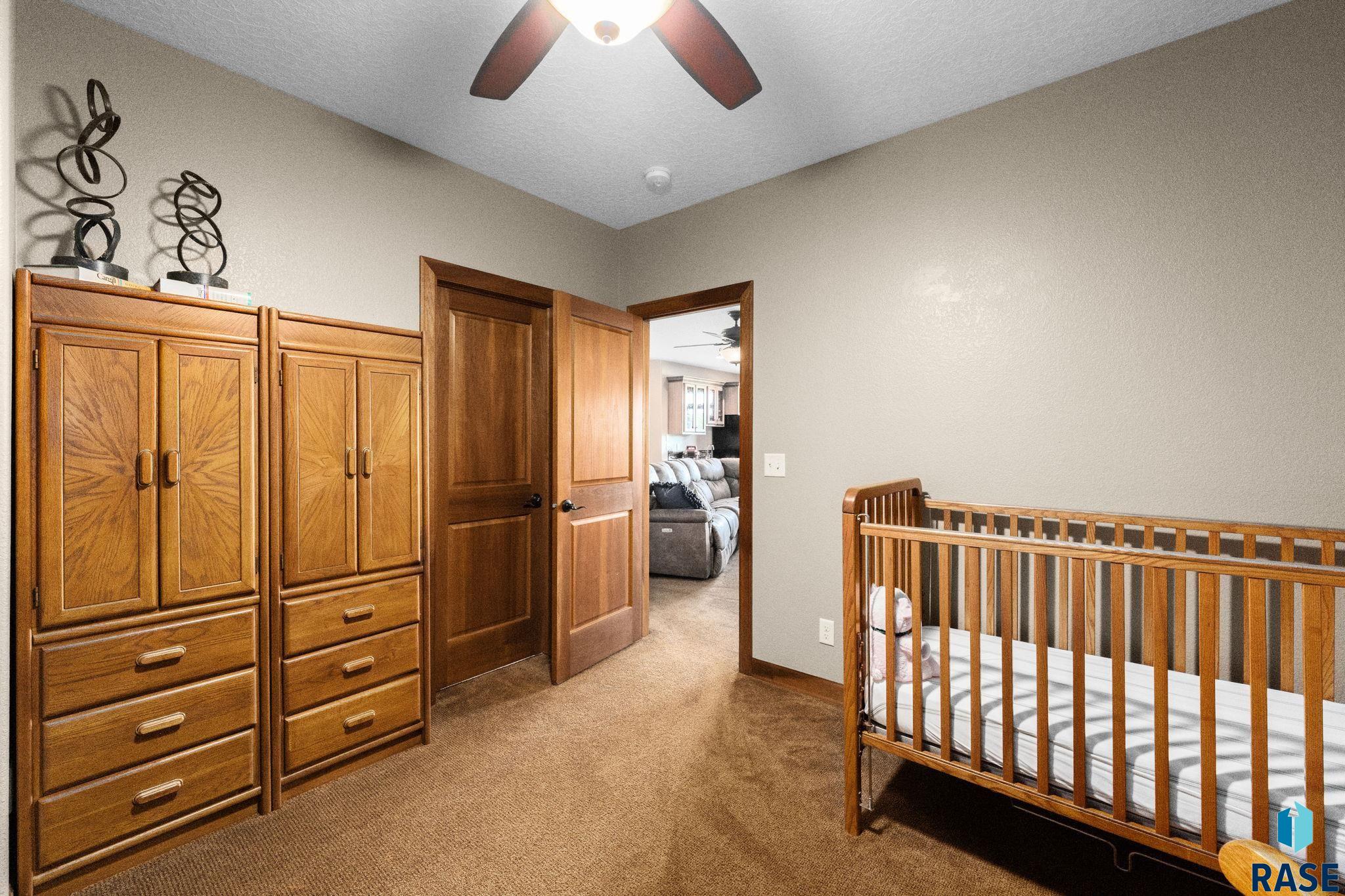 1724 Grand Arbor Cir, Sioux Falls