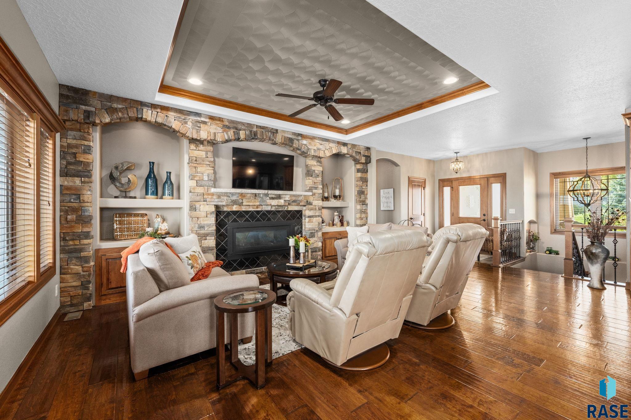 1724 Grand Arbor Cir, Sioux Falls