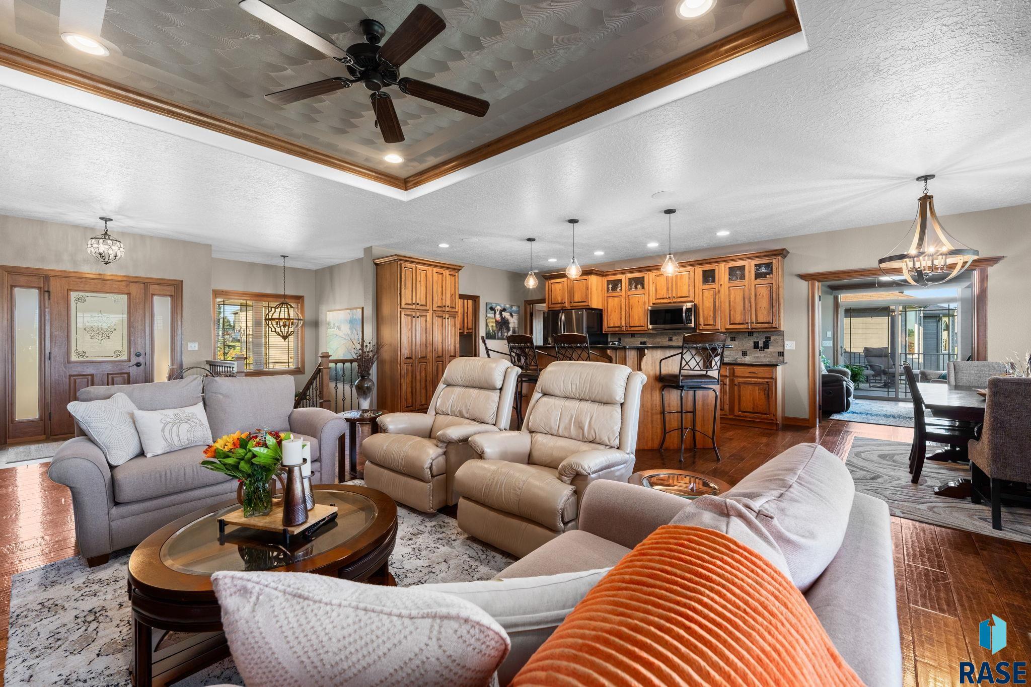 1724 Grand Arbor Cir, Sioux Falls