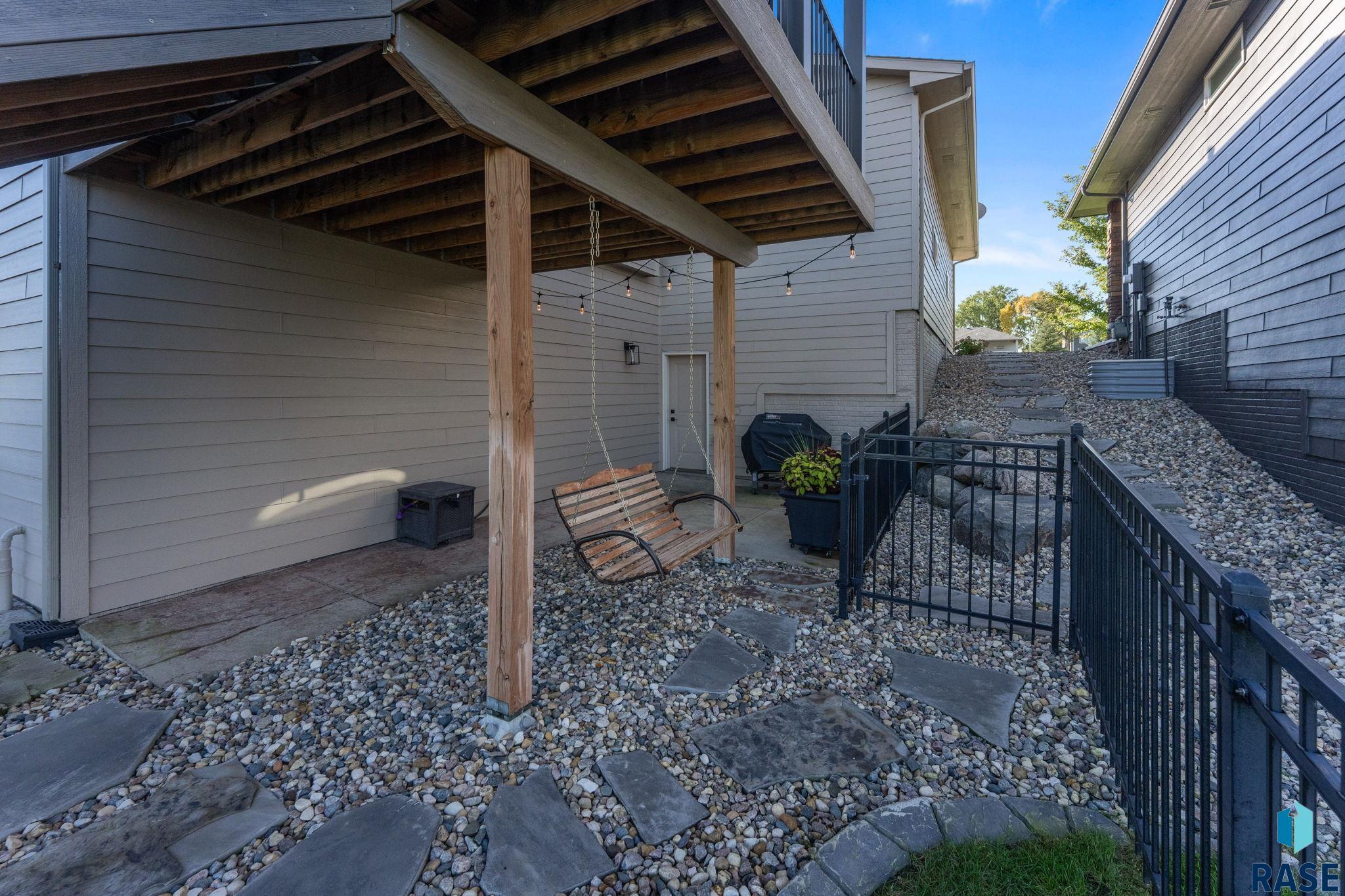 1724 Grand Arbor Cir, Sioux Falls
