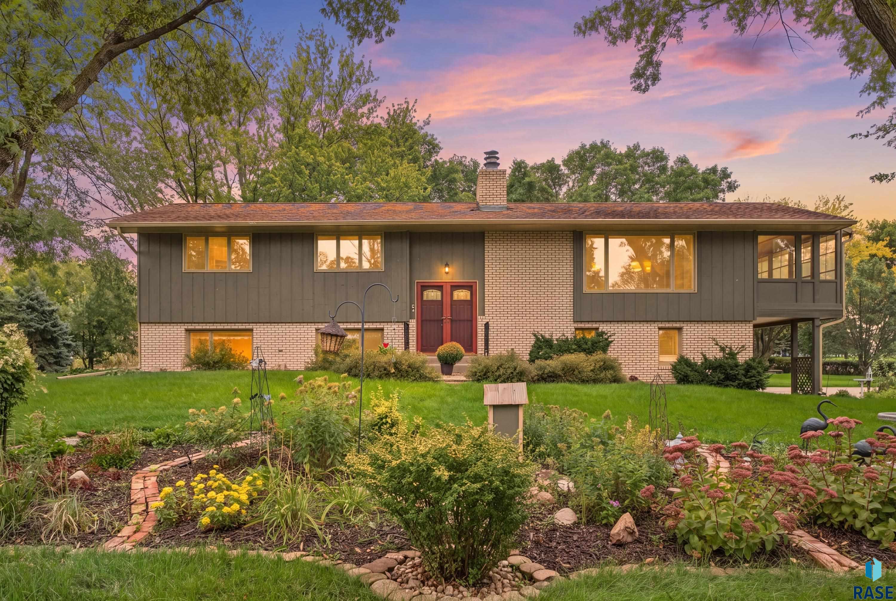 408 SW 13th St, Beresford