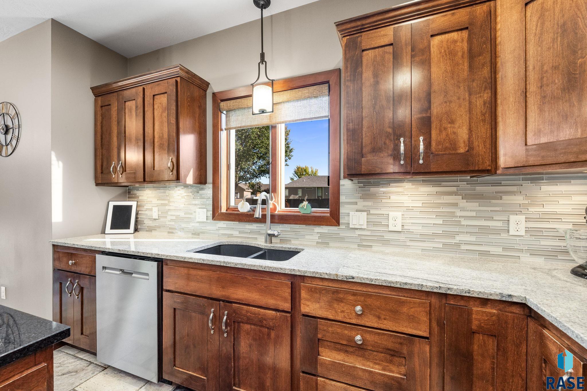 7404 High Cross Trl, Sioux Falls
