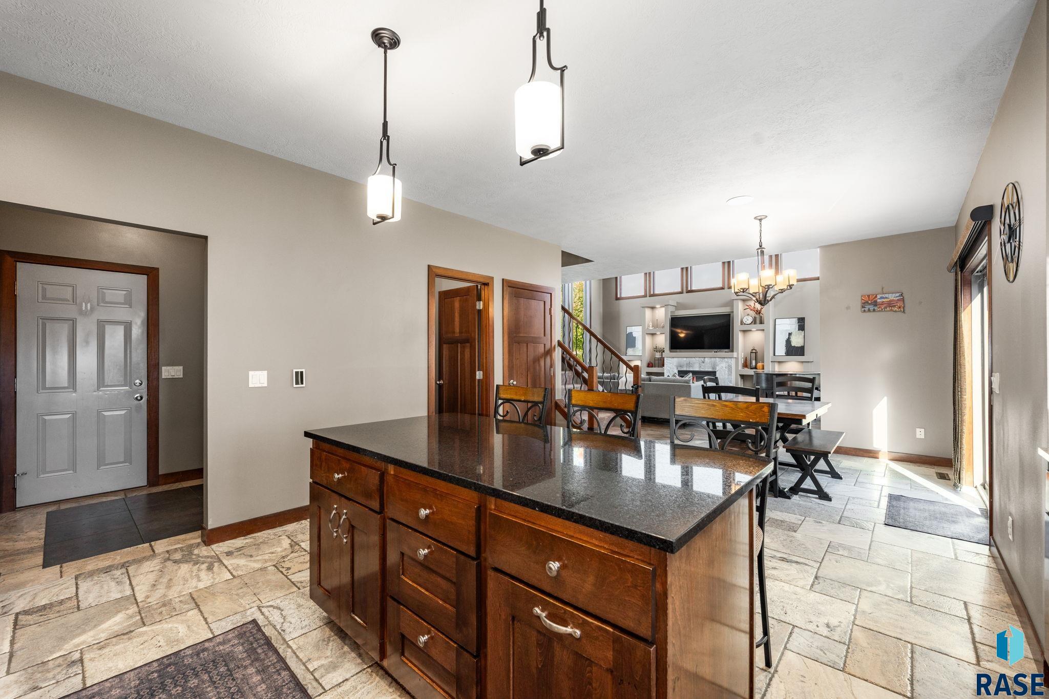 7404 High Cross Trl, Sioux Falls