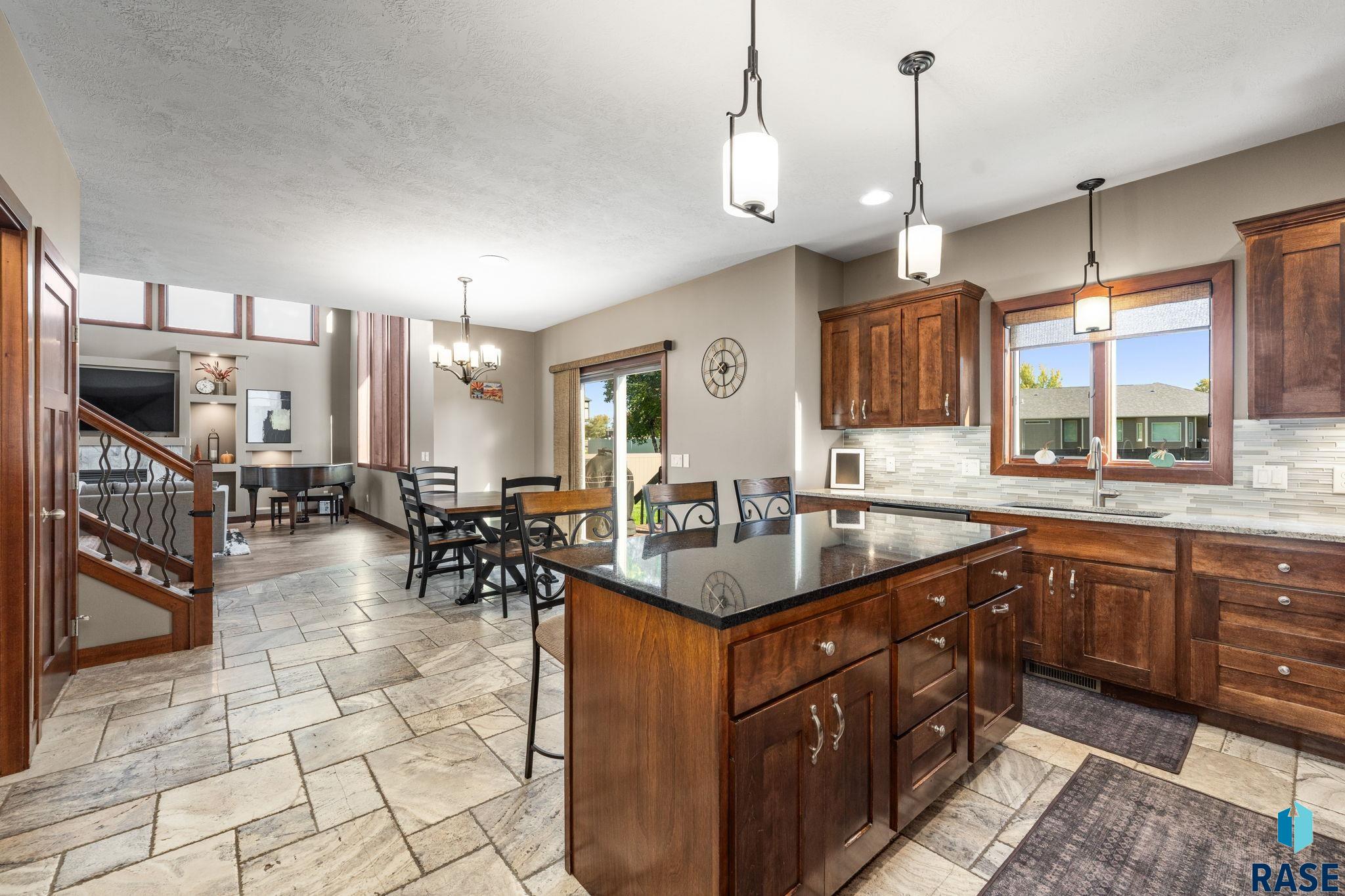 7404 High Cross Trl, Sioux Falls