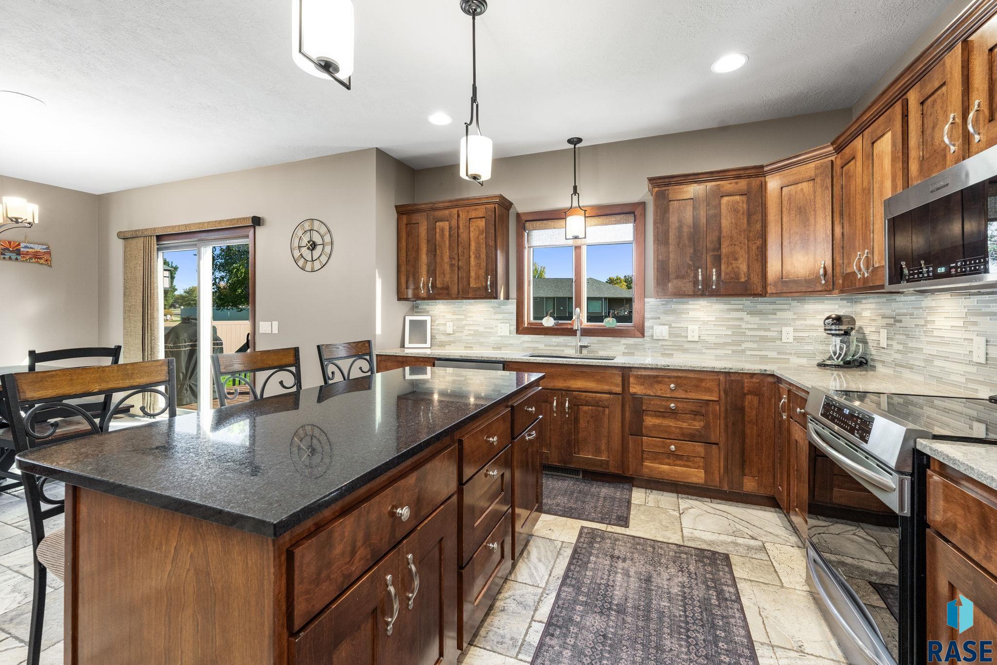 7404 High Cross Trl, Sioux Falls