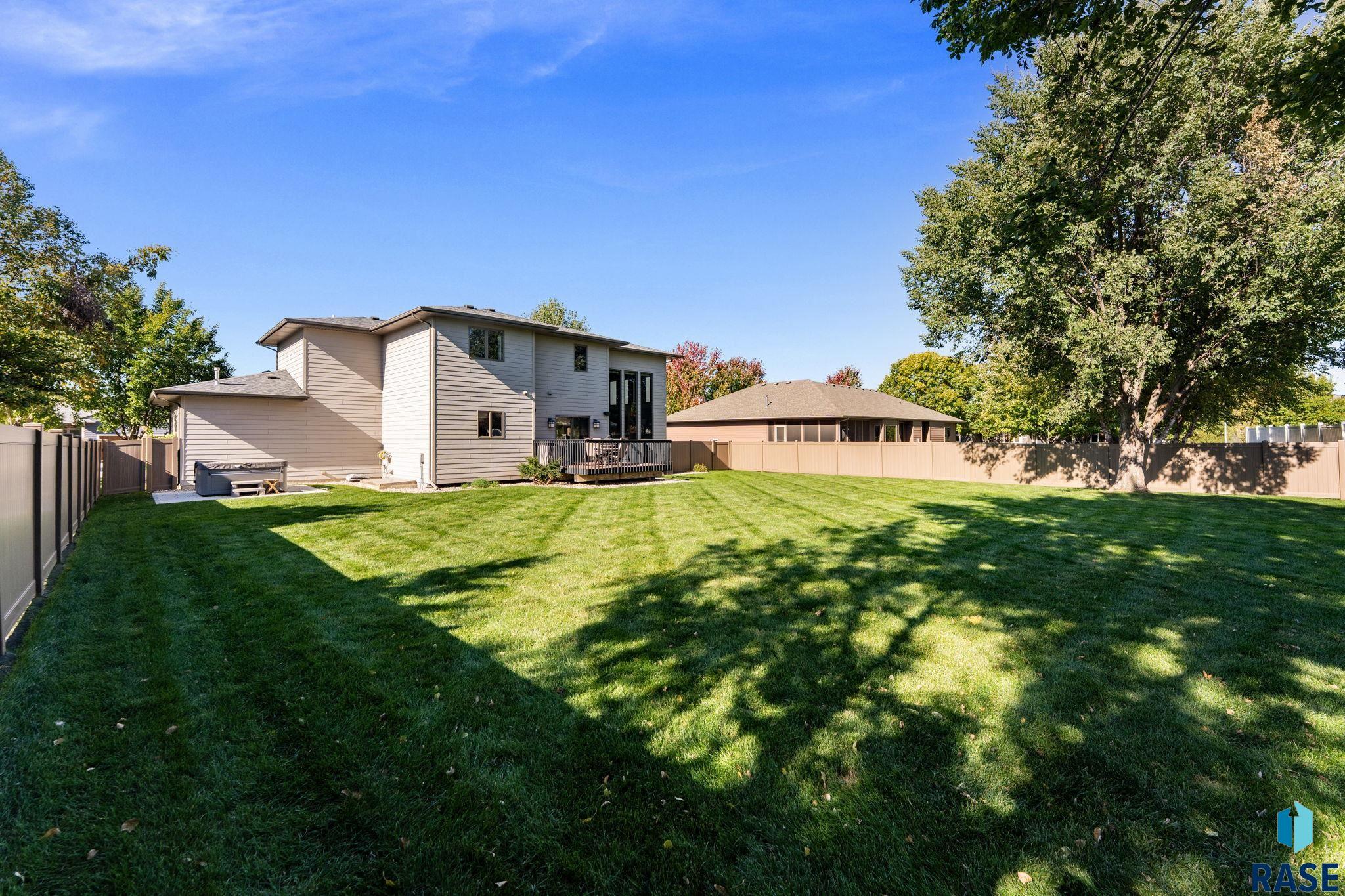 7404 High Cross Trl, Sioux Falls
