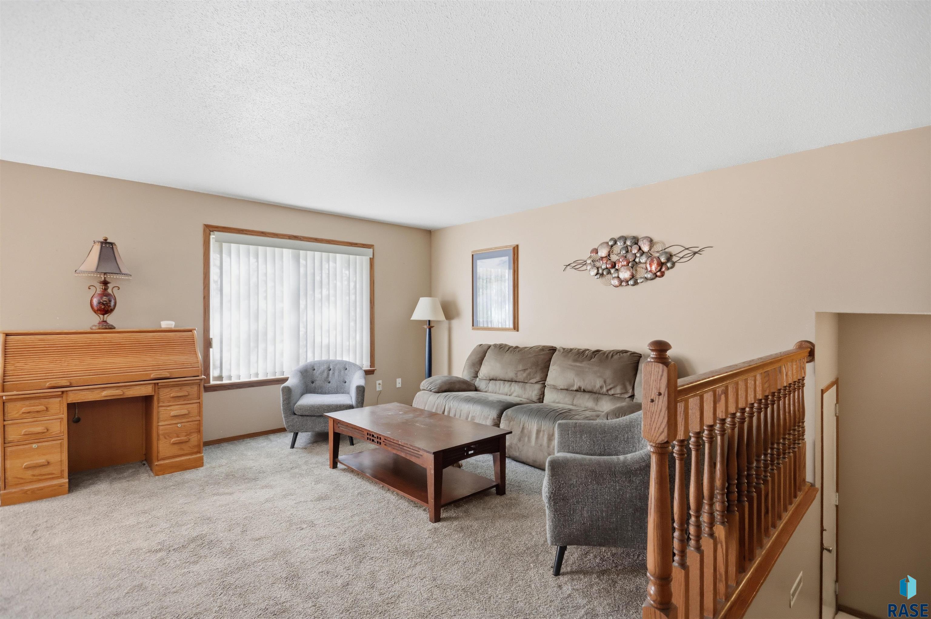 405 407 57th St, Sioux Falls