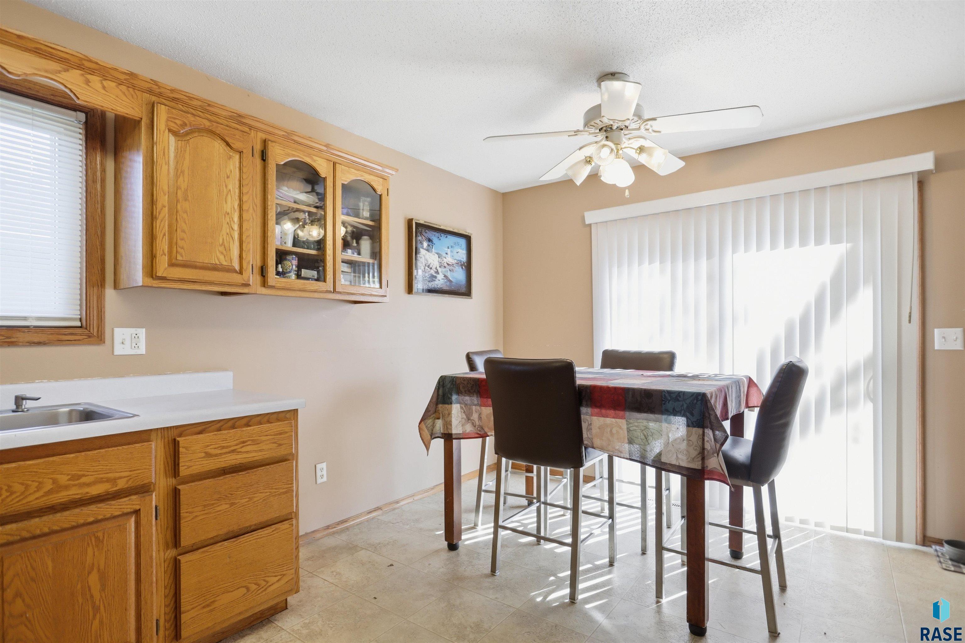 405 407 57th St, Sioux Falls