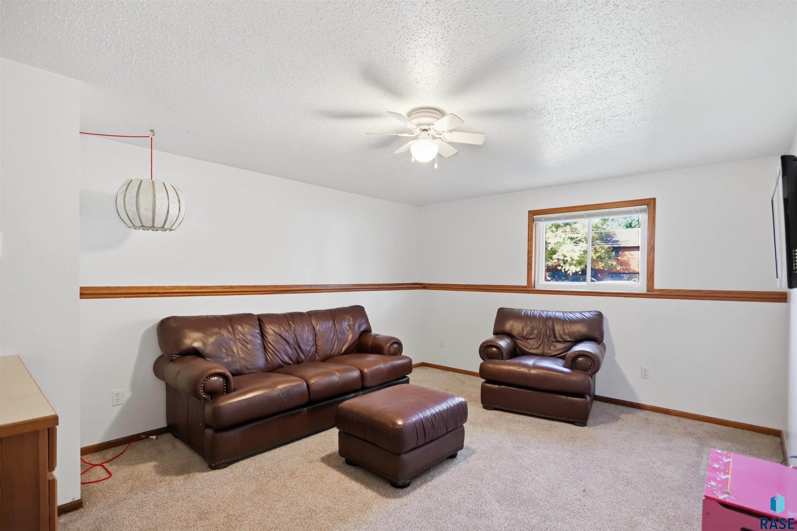 405 407 57th St, Sioux Falls