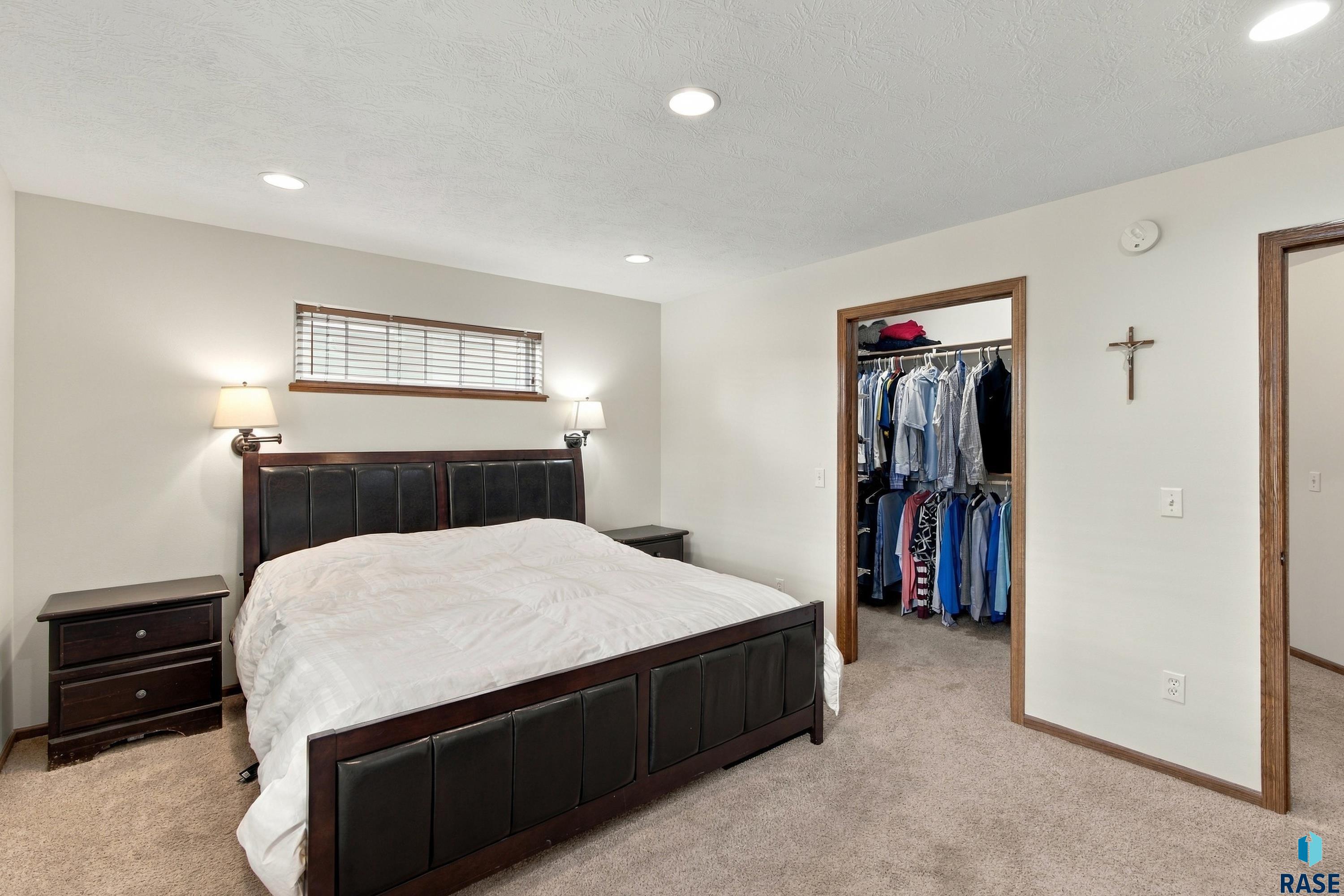 4011 Newcomb St, Sioux Falls