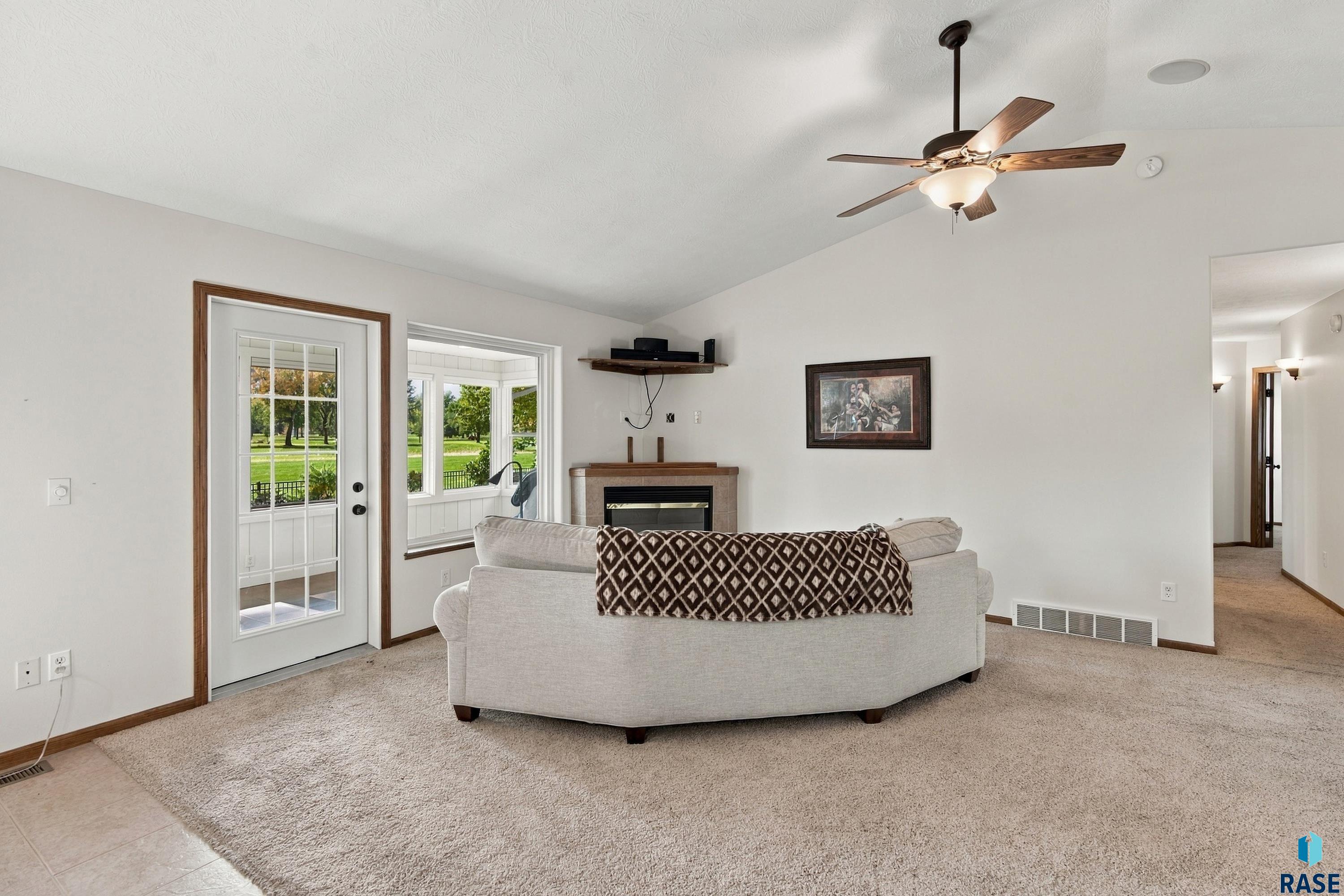 4011 Newcomb St, Sioux Falls