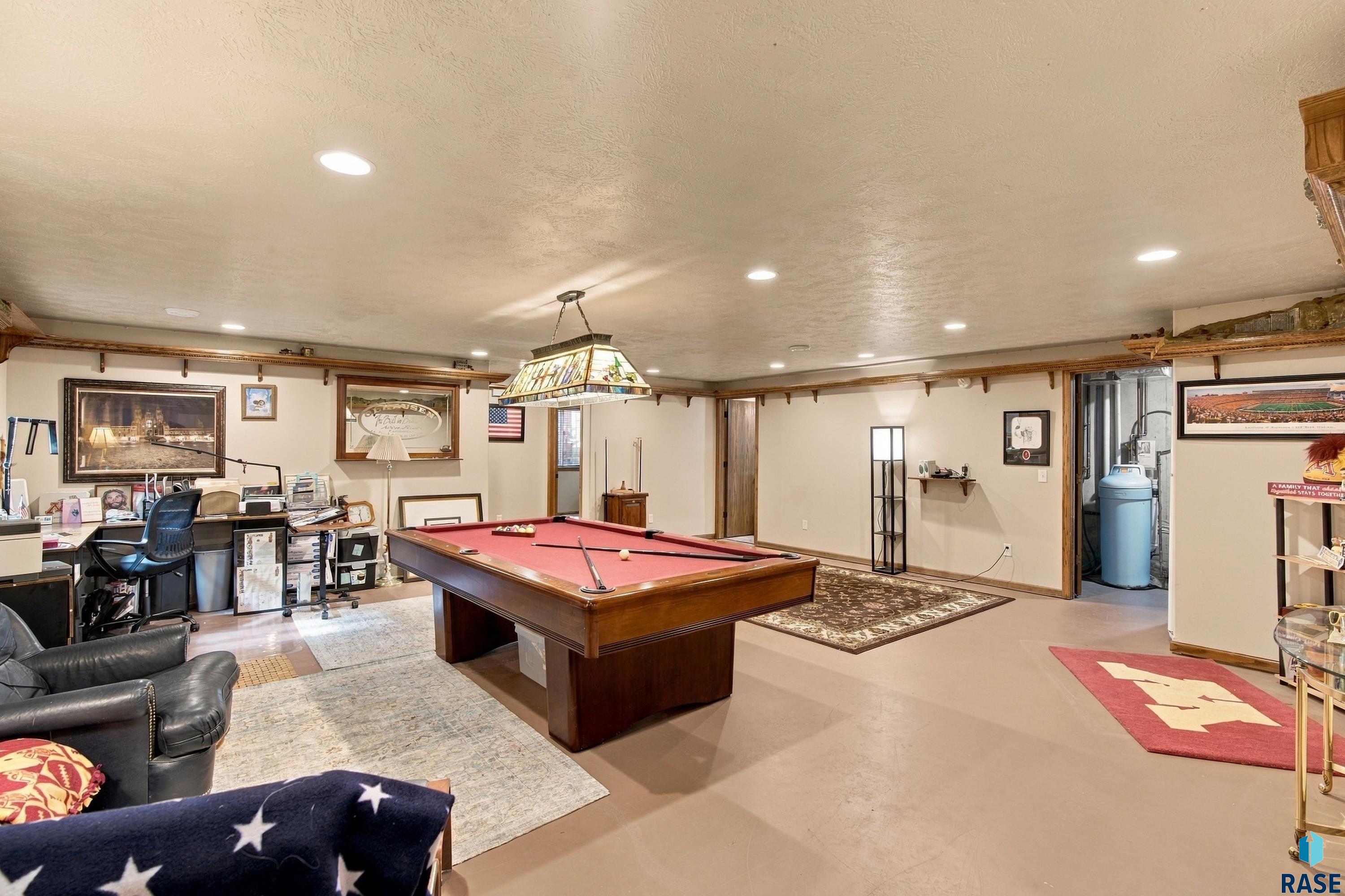 4011 Newcomb St, Sioux Falls