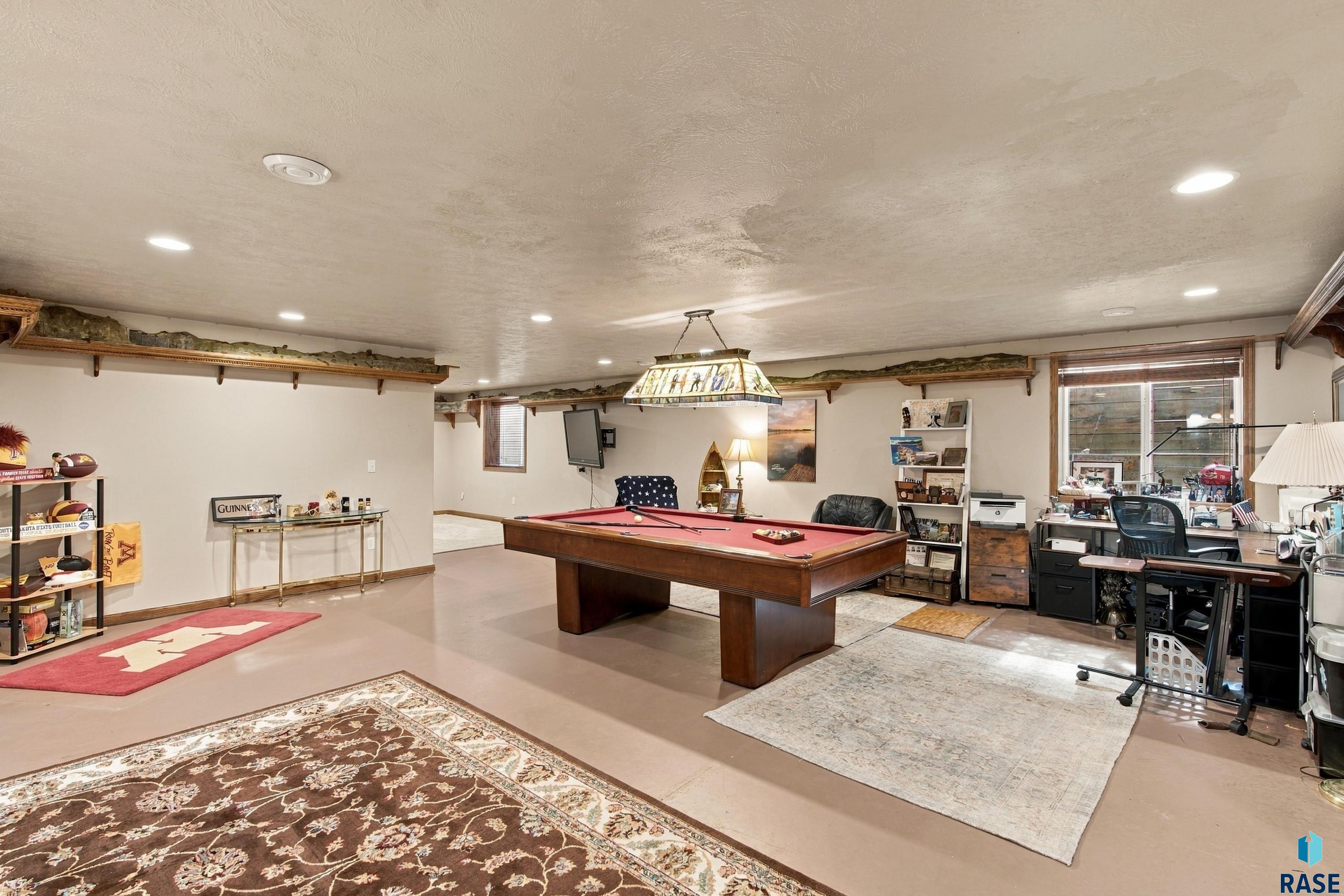 4011 Newcomb St, Sioux Falls