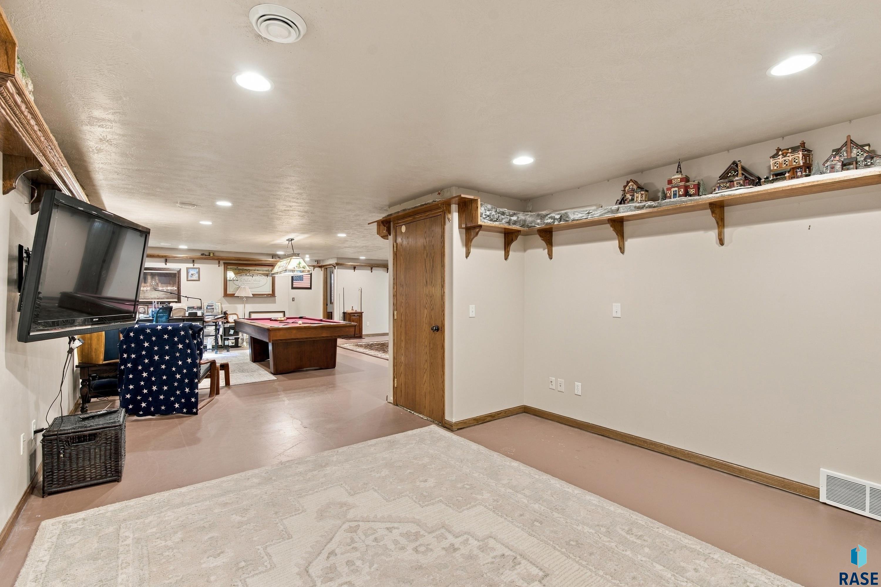 4011 Newcomb St, Sioux Falls