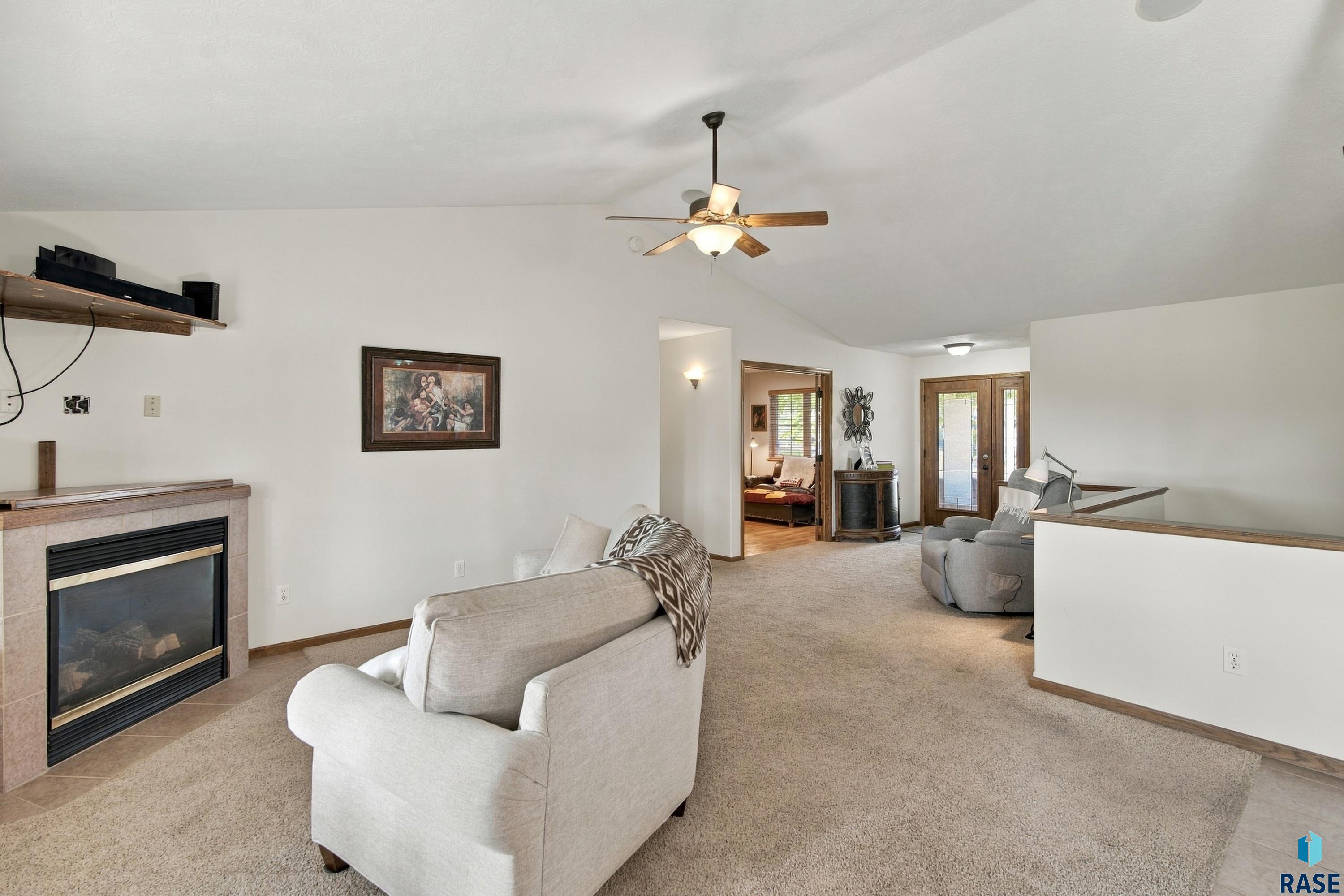 4011 Newcomb St, Sioux Falls