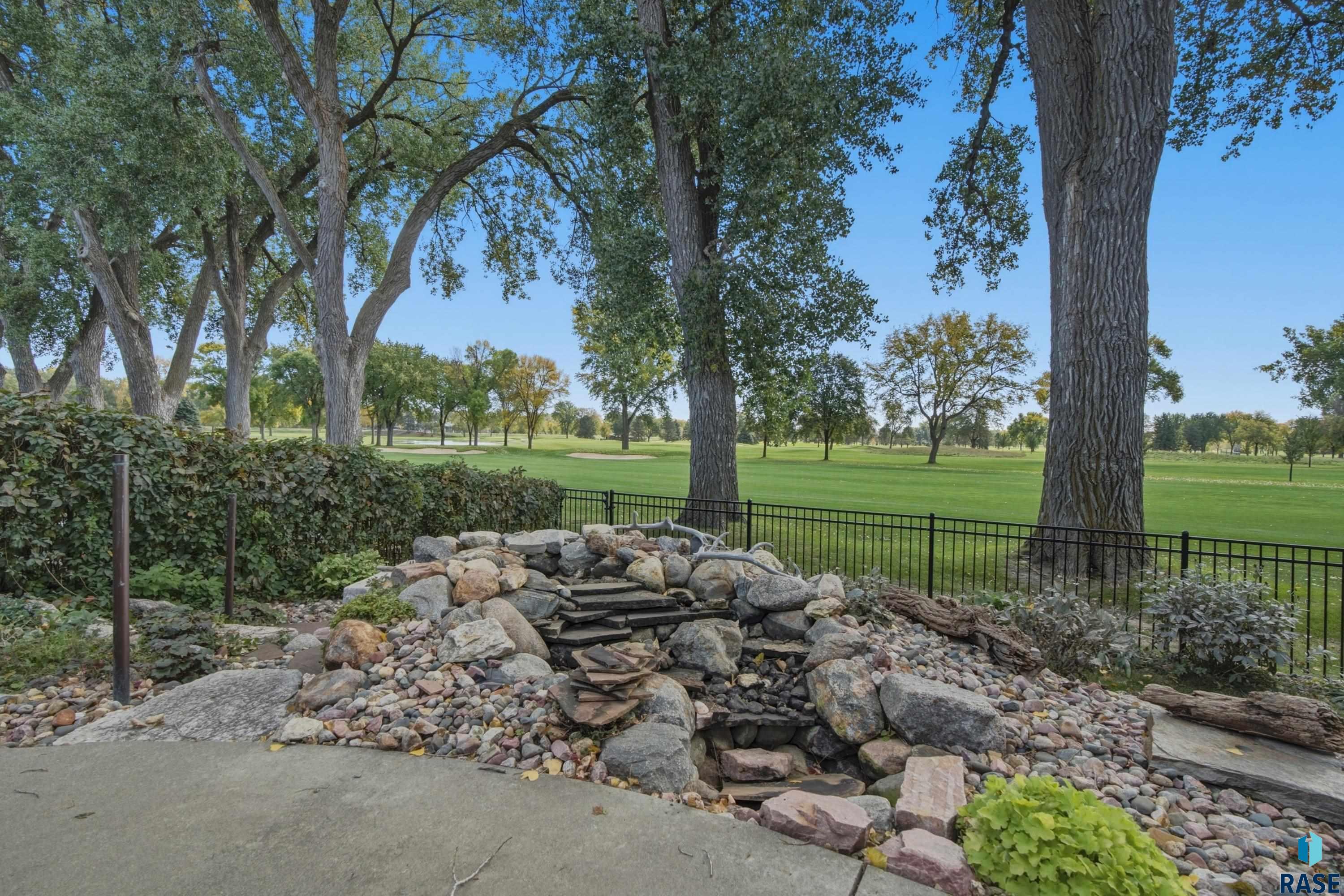 4011 Newcomb St, Sioux Falls