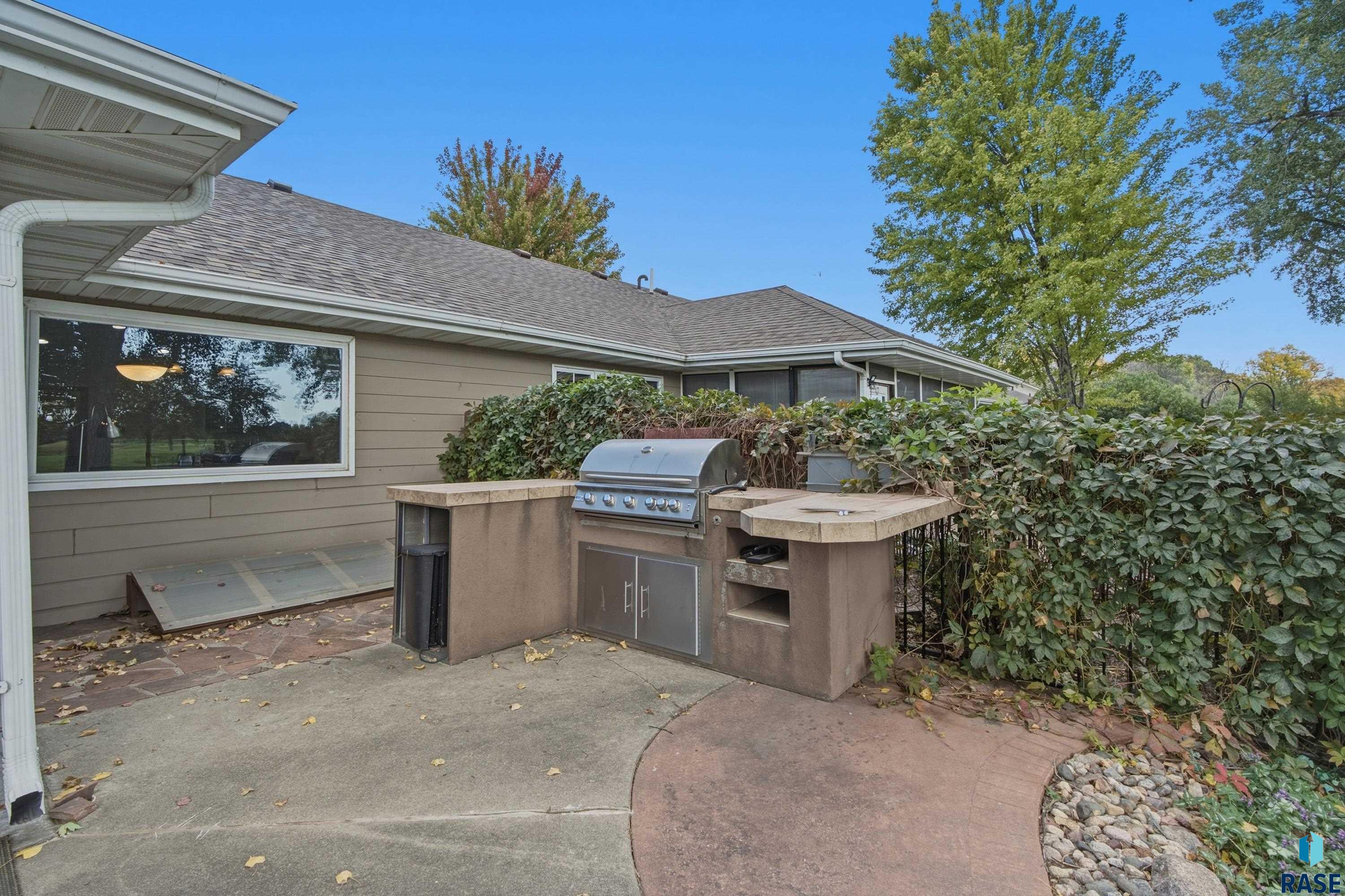 4011 Newcomb St, Sioux Falls