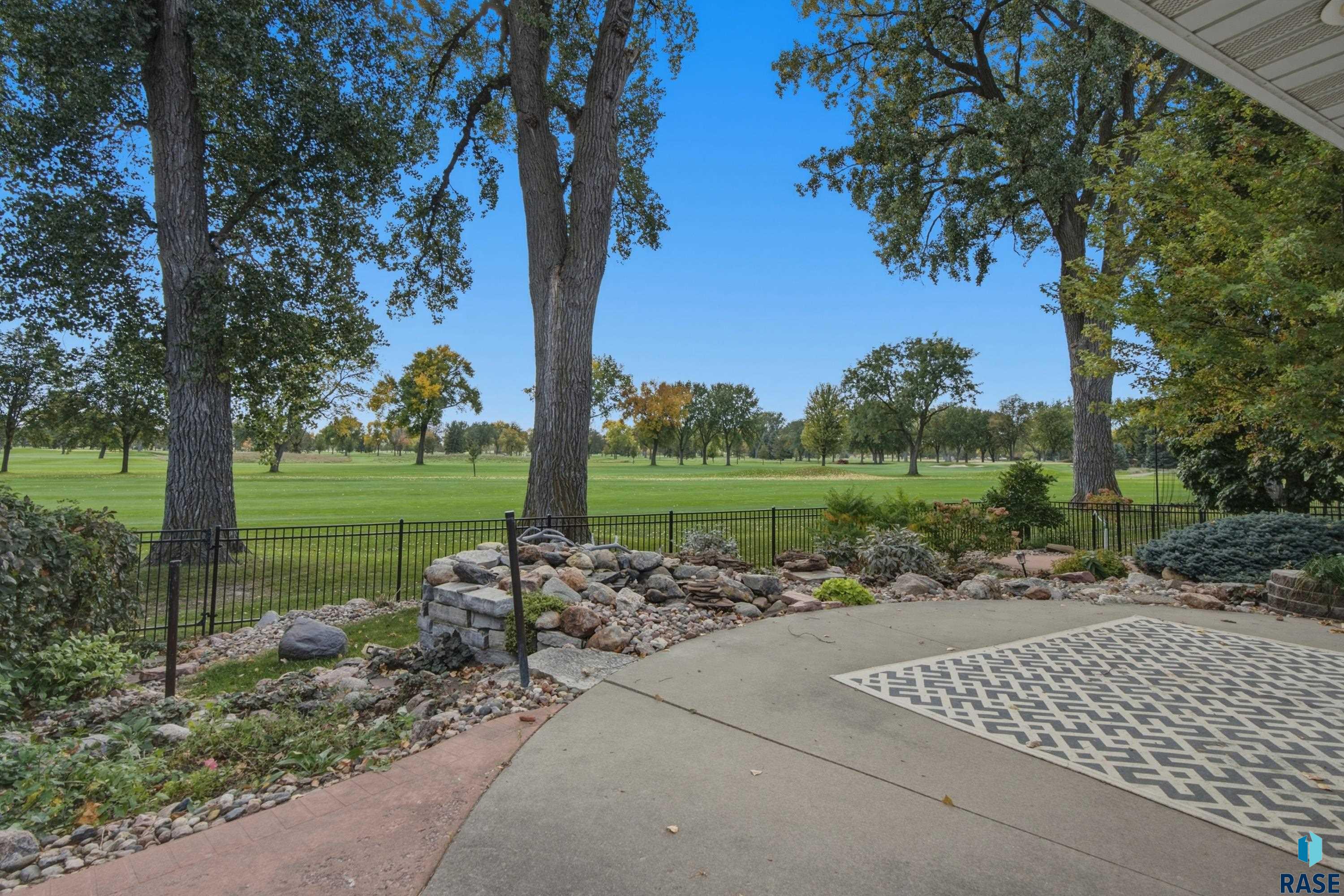 4011 Newcomb St, Sioux Falls