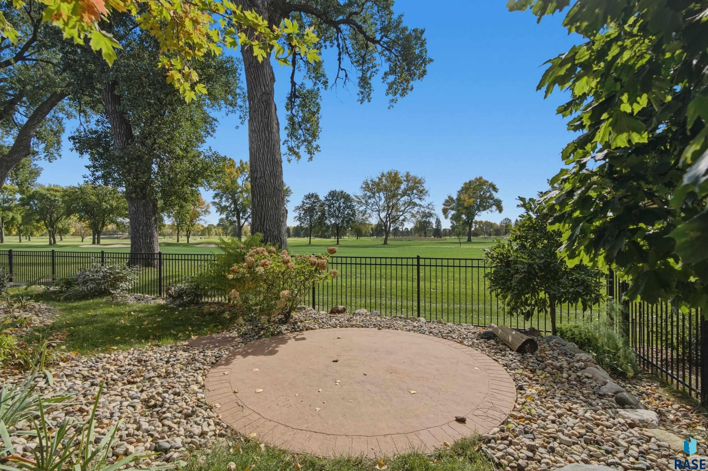 4011 Newcomb St, Sioux Falls