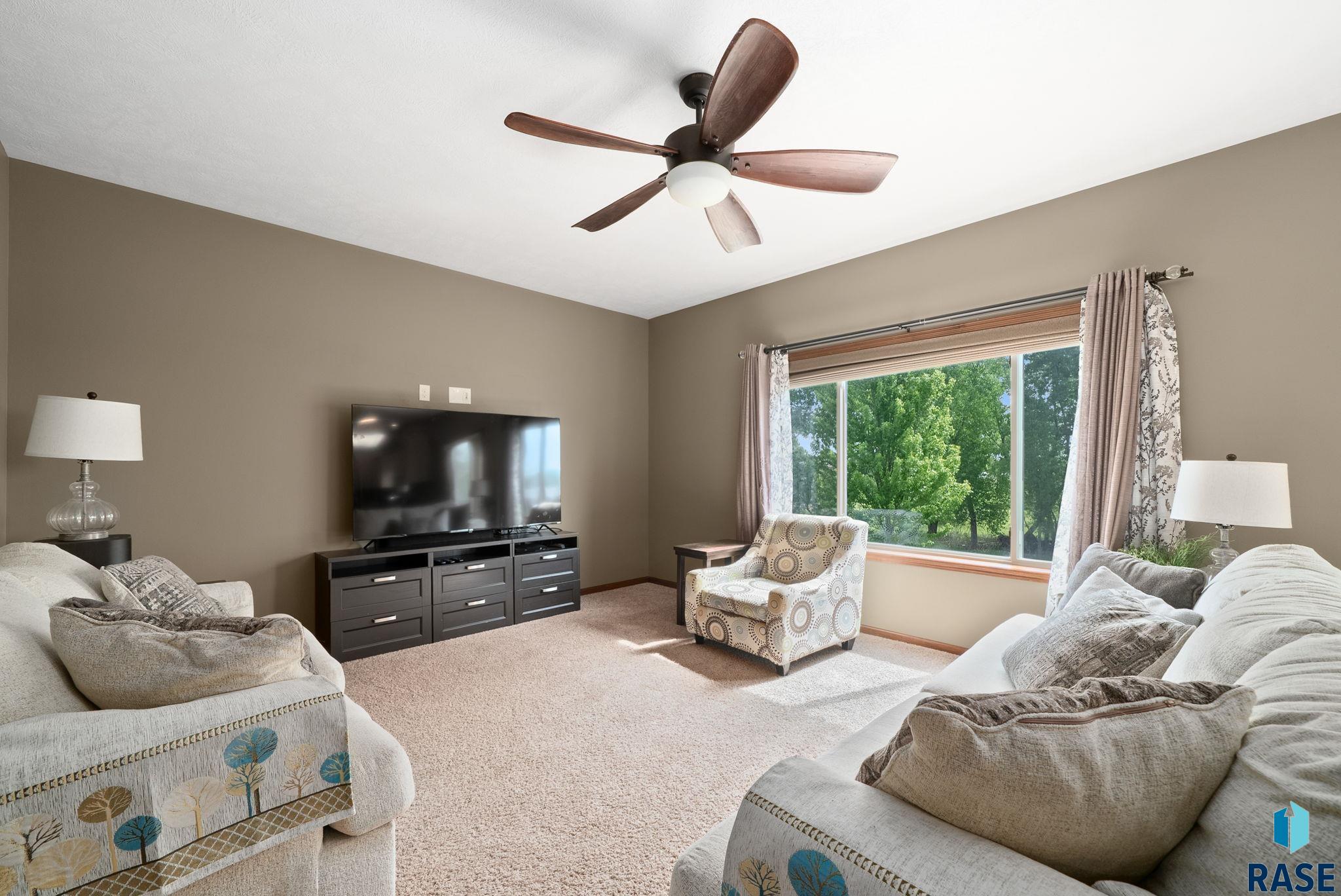 3708 Wakefield Cir, Sioux Falls