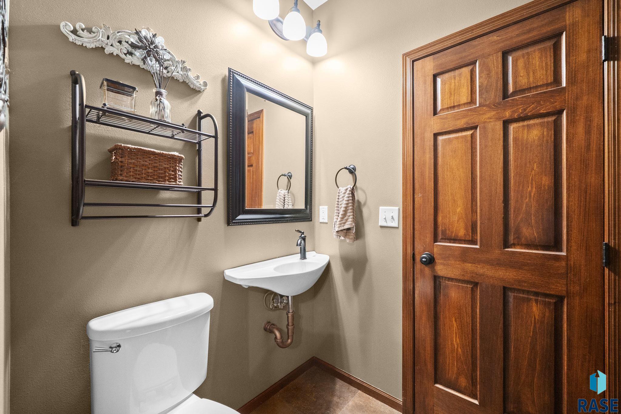 3708 Wakefield Cir, Sioux Falls