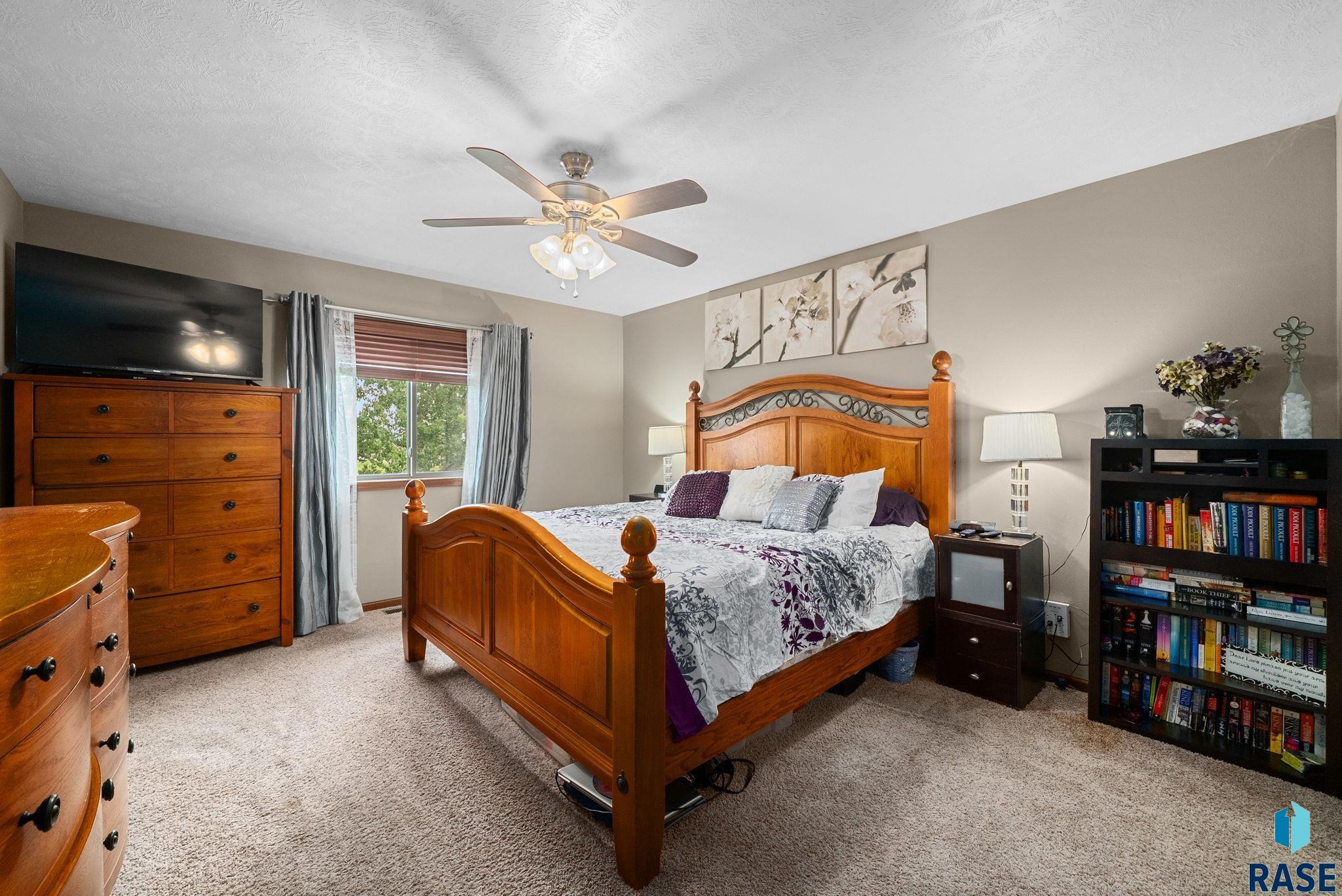 3708 Wakefield Cir, Sioux Falls