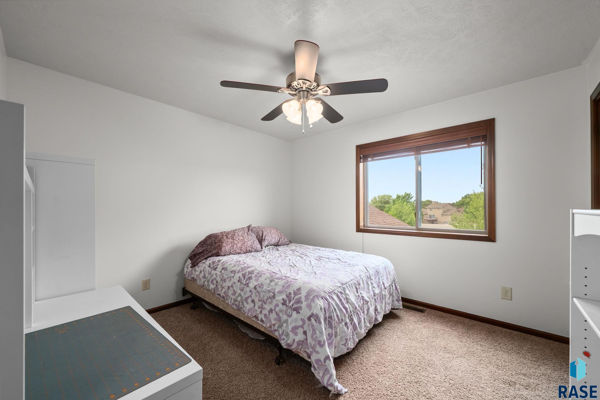 3708 Wakefield Cir, Sioux Falls