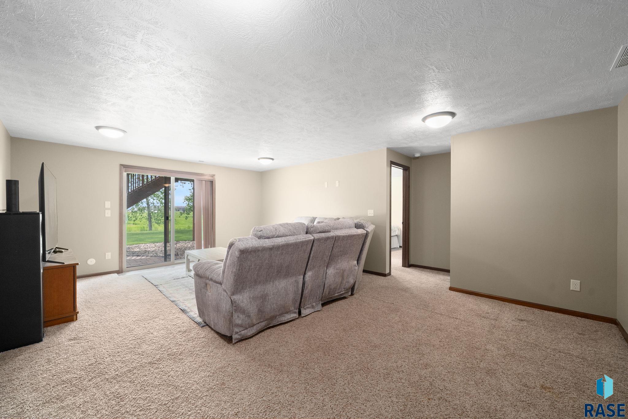 3708 Wakefield Cir, Sioux Falls