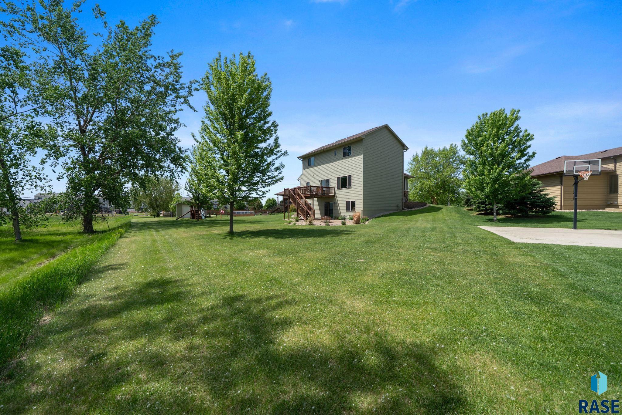 3708 Wakefield Cir, Sioux Falls