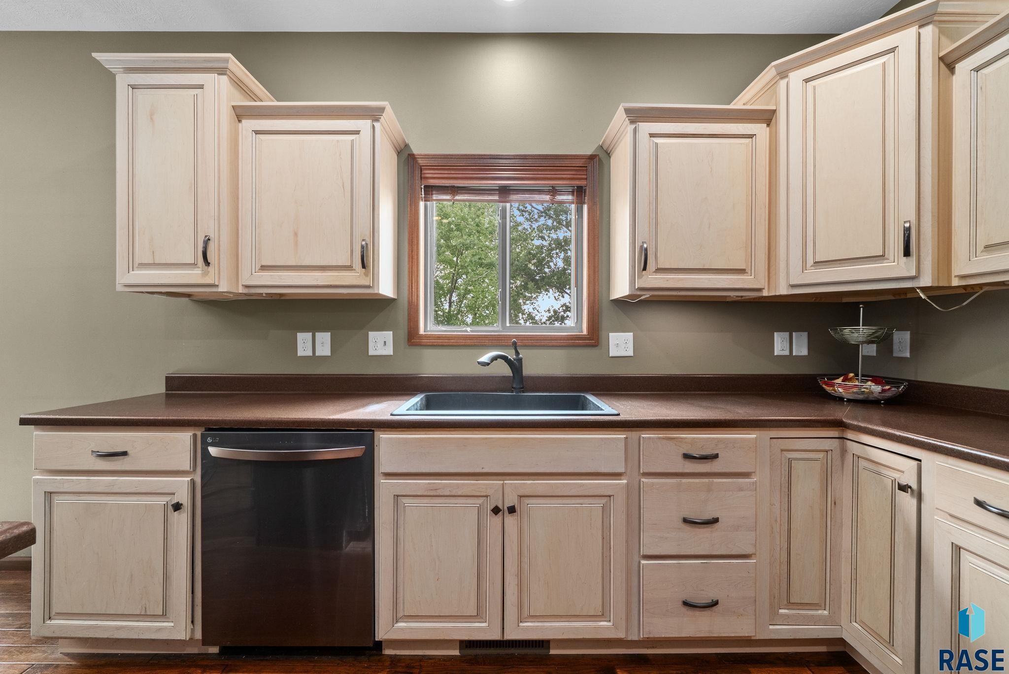 3708 Wakefield Cir, Sioux Falls
