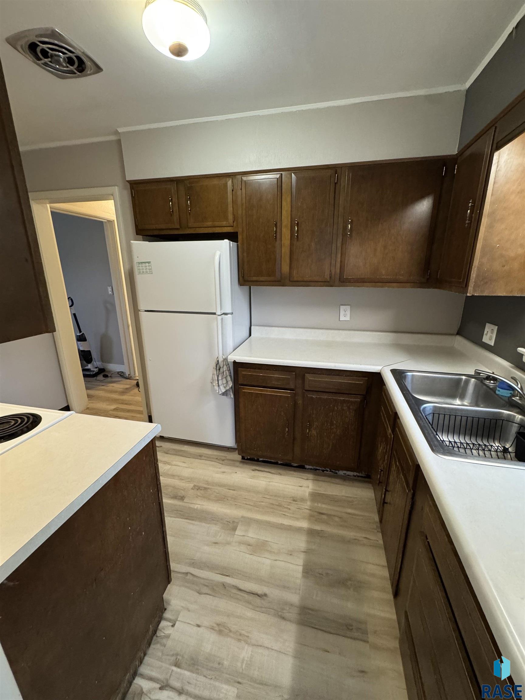 2512 Summit Ave, Sioux Falls