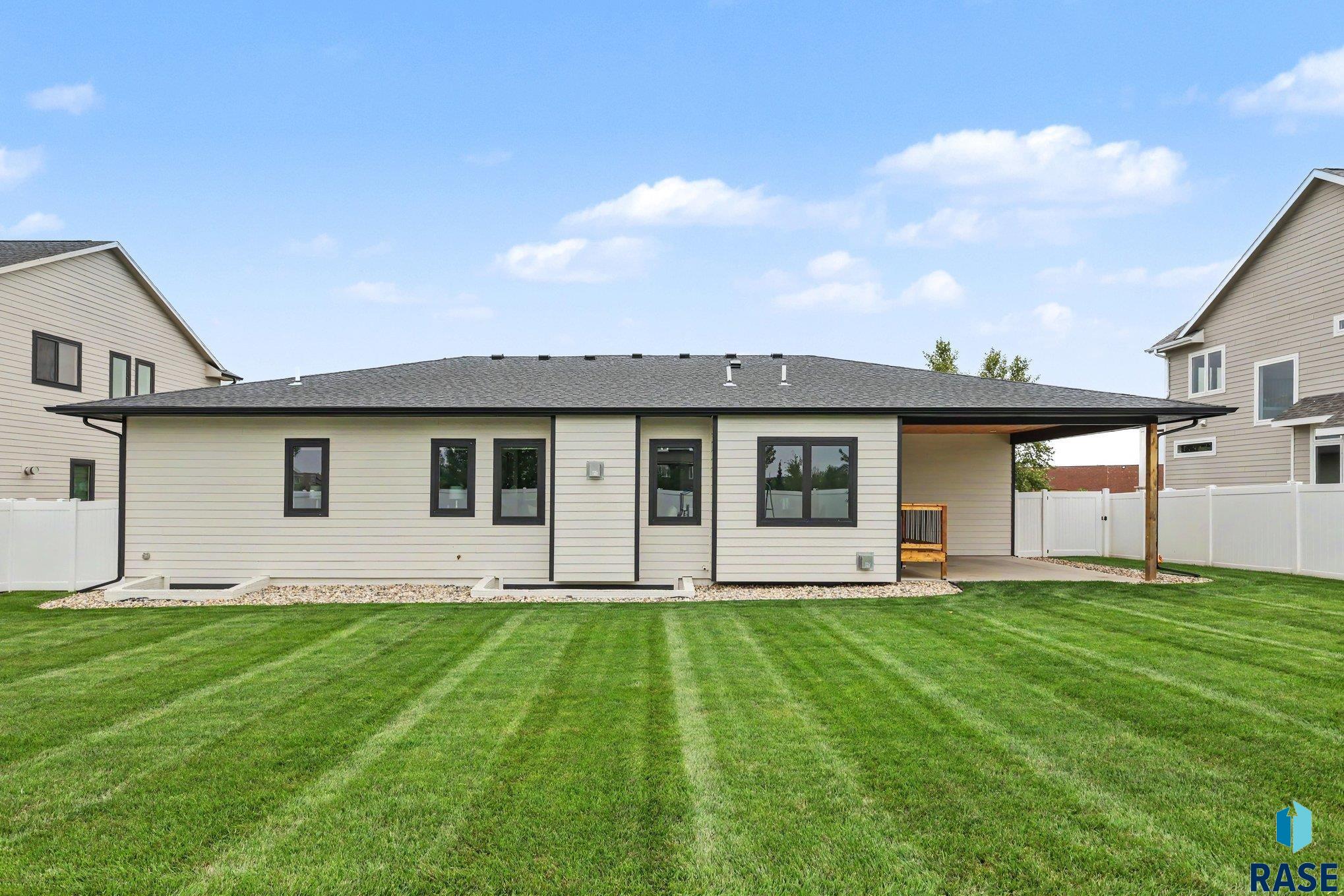 2500 95th St, Sioux Falls