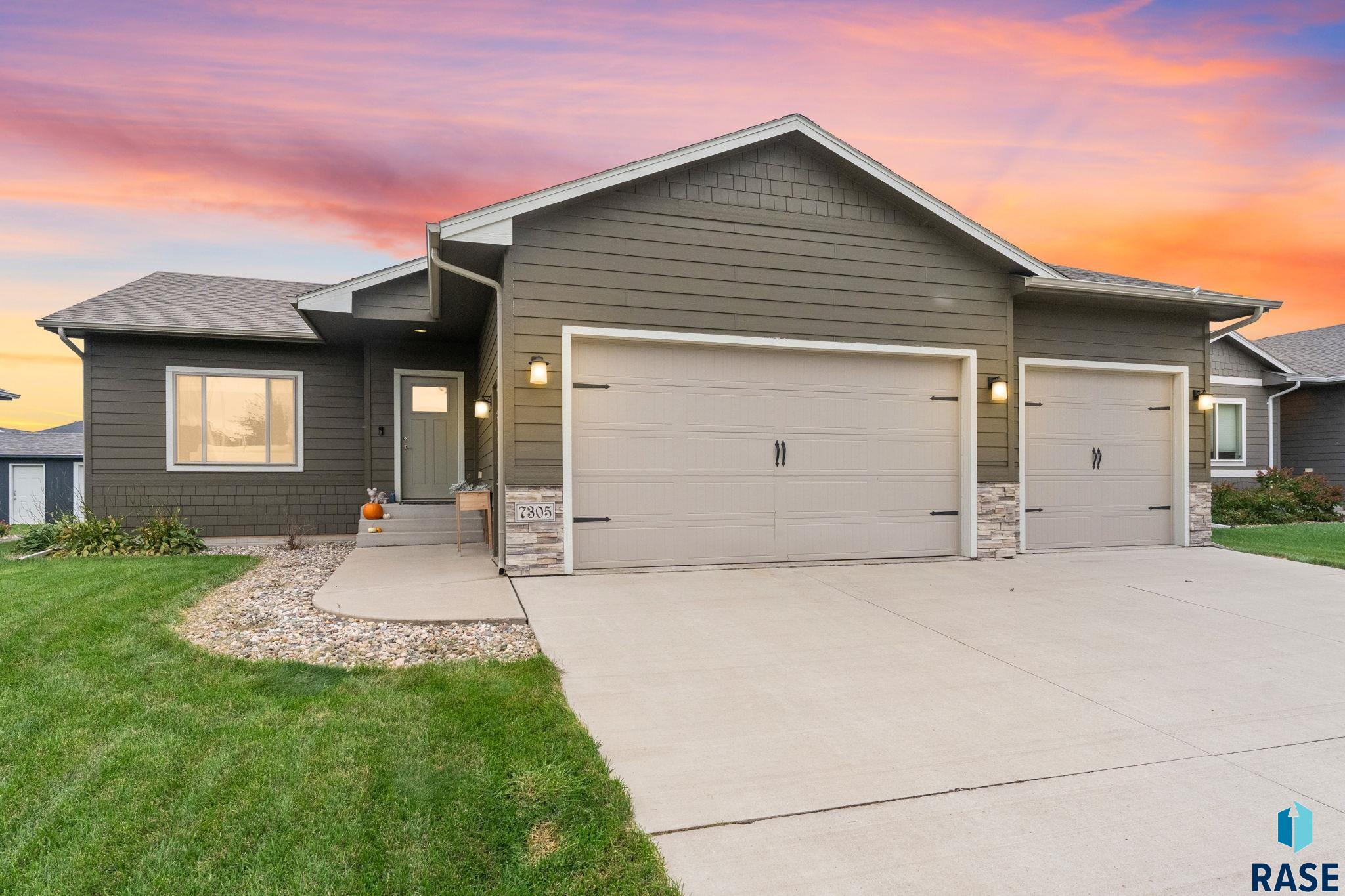 7305 E Corinth St, Sioux Falls