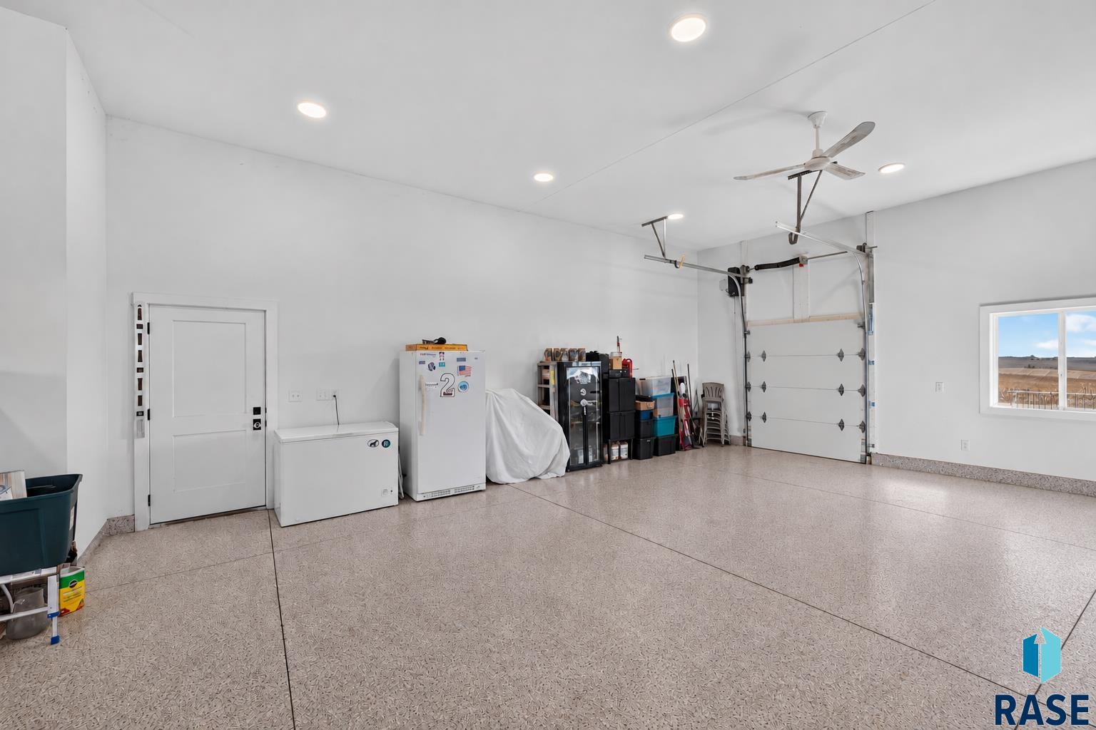 48453 256th St, Garretson