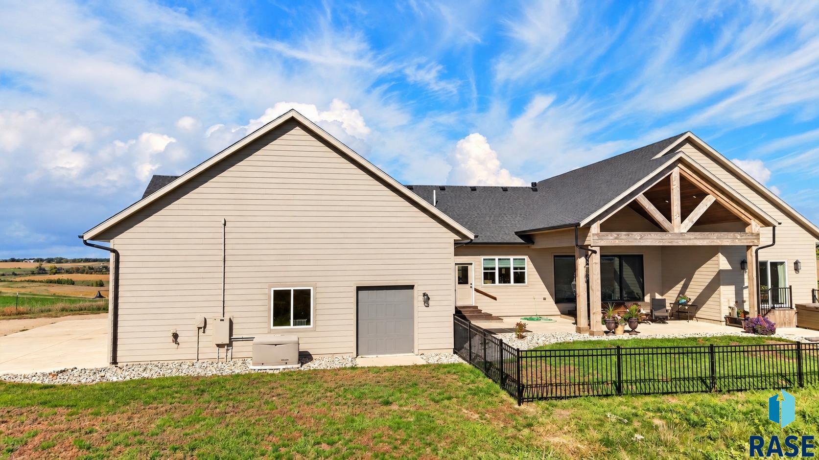 48453 256th St, Garretson