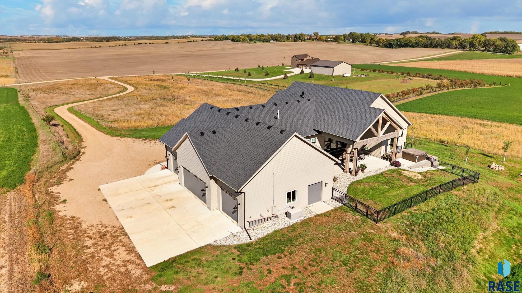 48453 256th St, Garretson