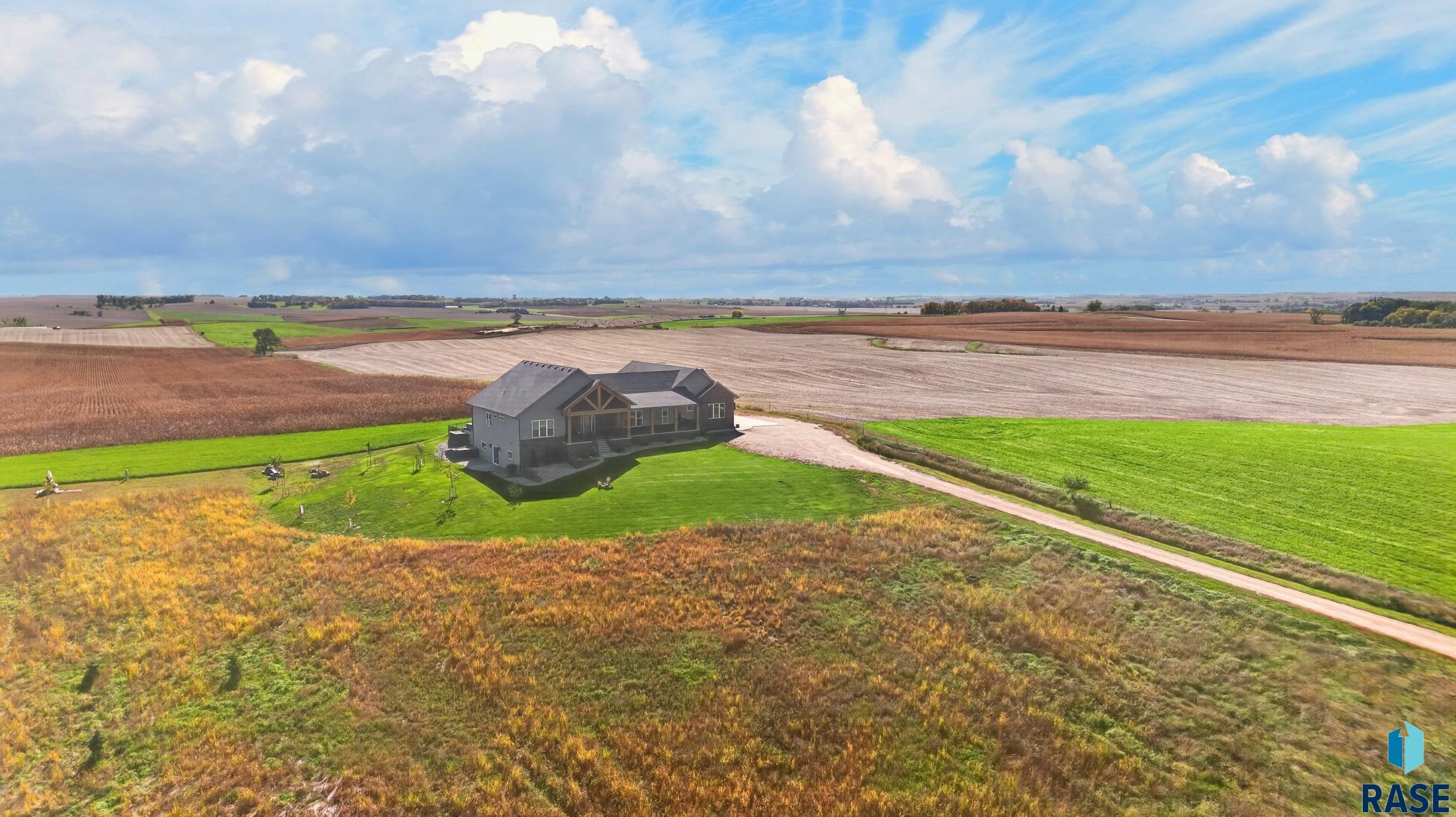 48453 256th St, Garretson