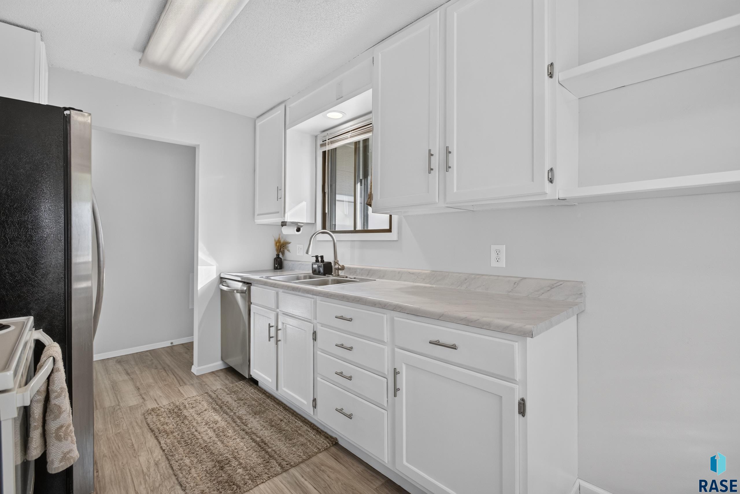 3904 28th St, Sioux Falls