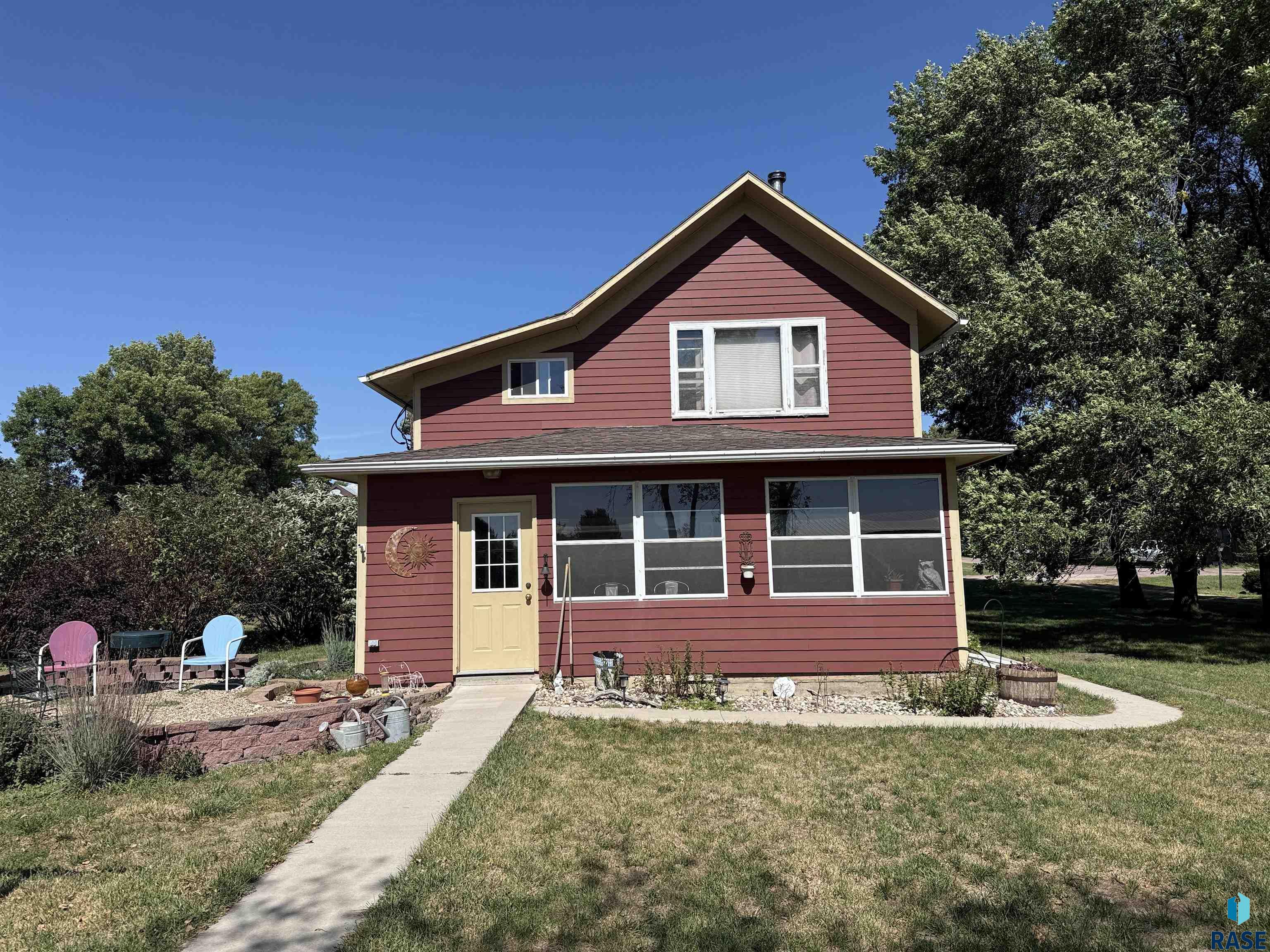 141 Elm St E, Monroe