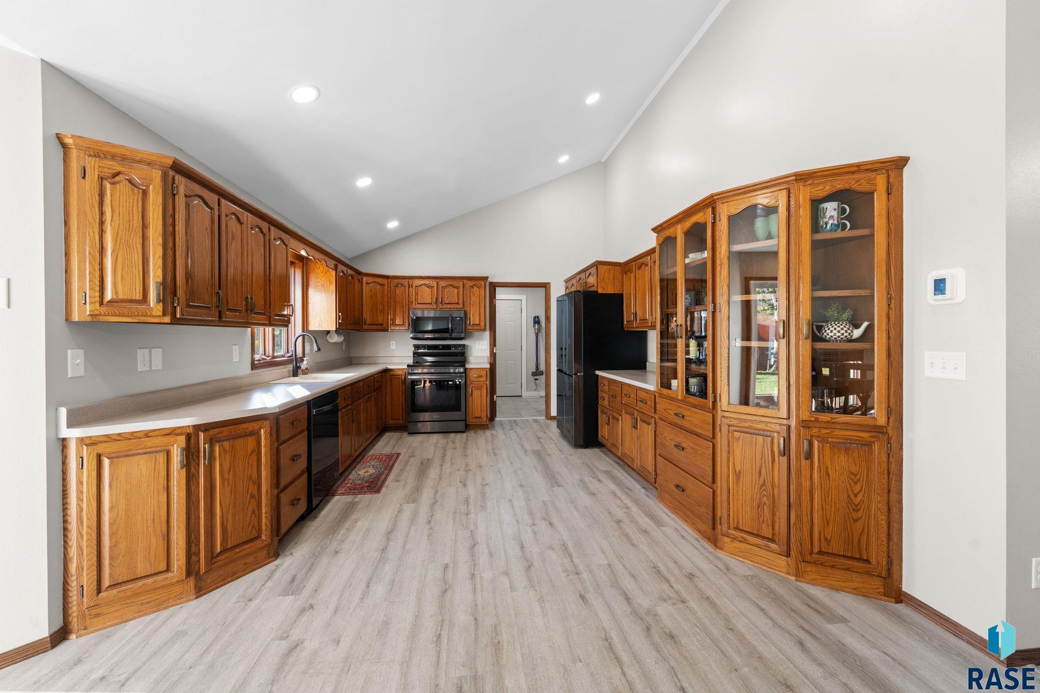 46713 269th St, Sioux Falls