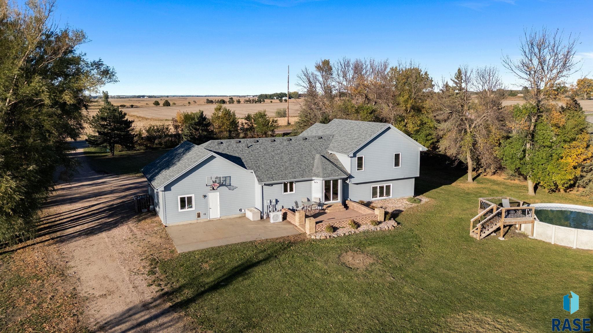 46713 269th St, Sioux Falls