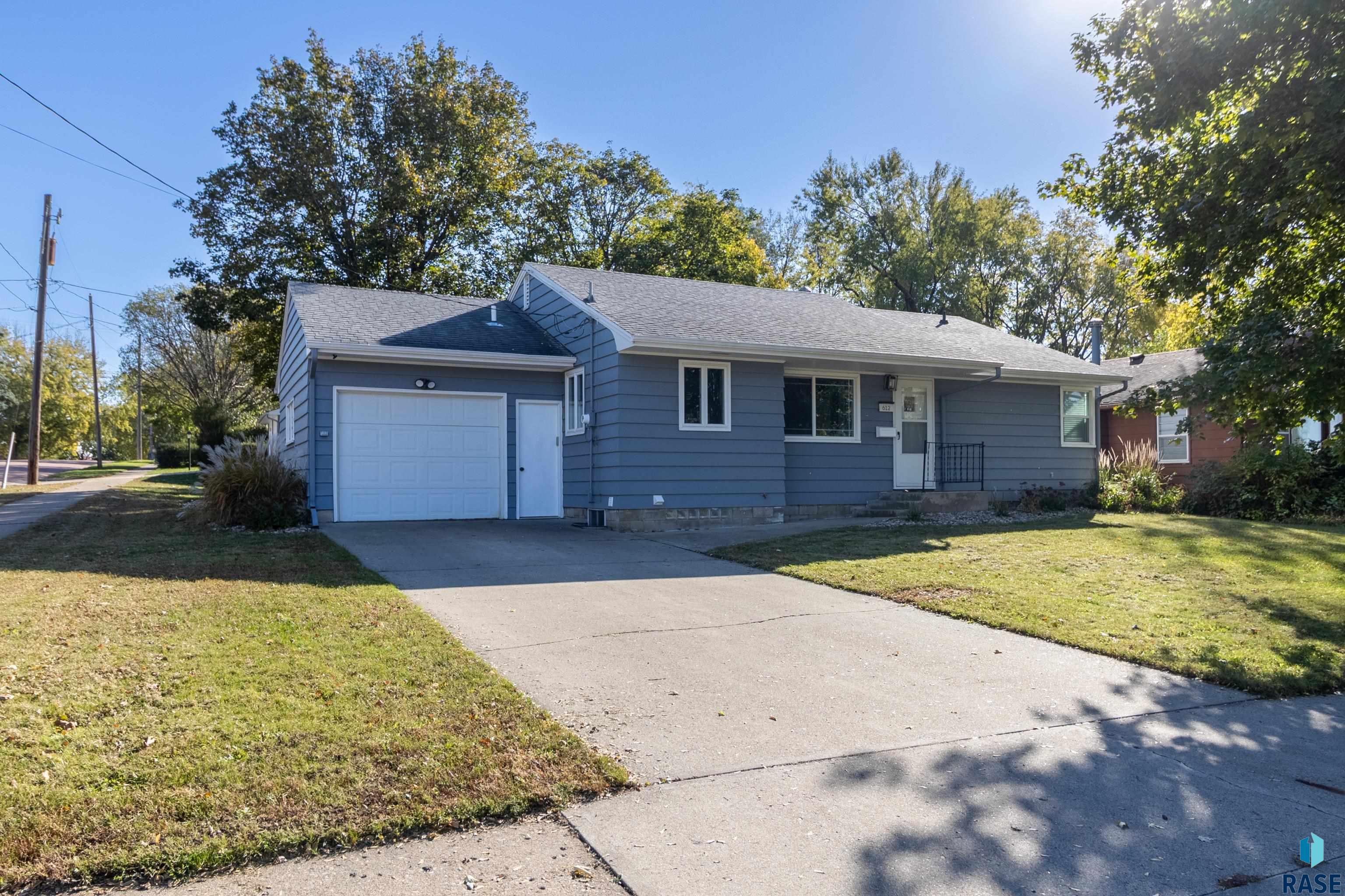 612 N Milwaukee St, Canton