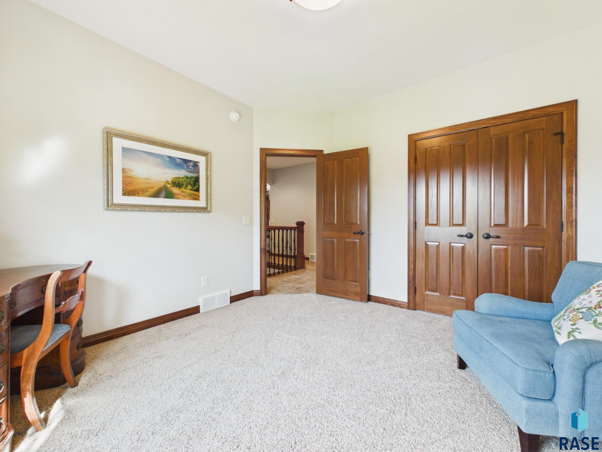2304 Sleigh Creek Trl, Sioux Falls