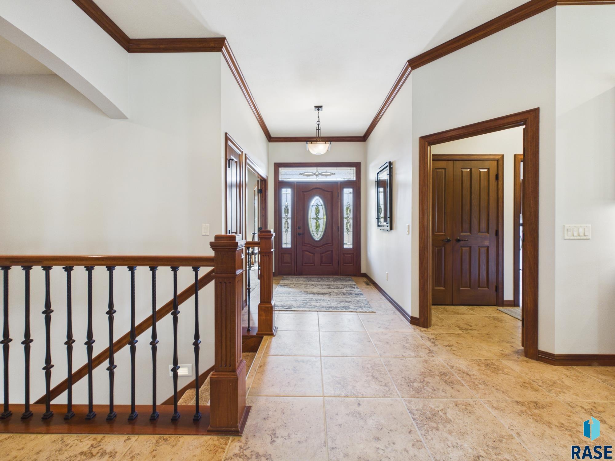 2304 Sleigh Creek Trl, Sioux Falls