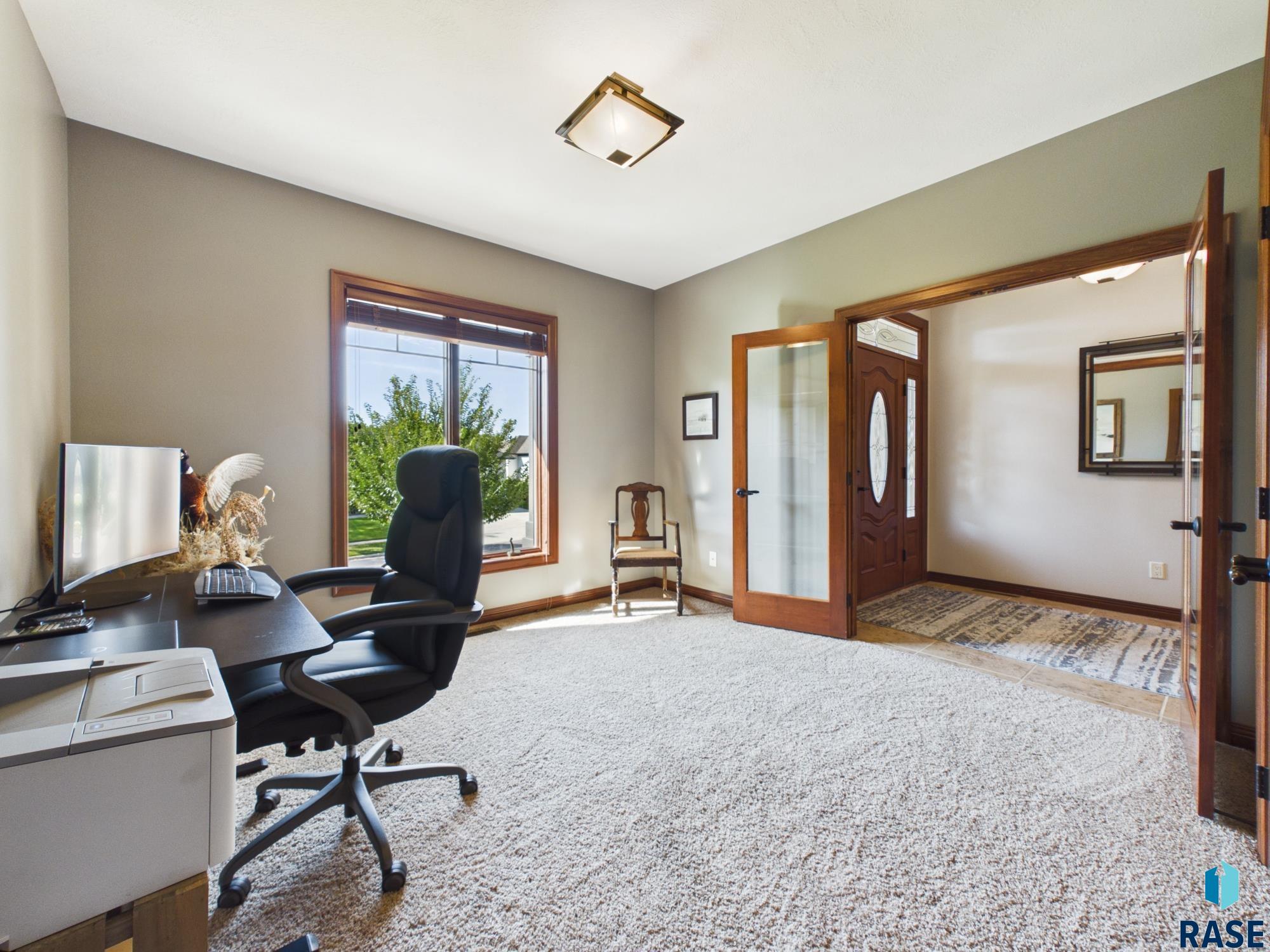 2304 Sleigh Creek Trl, Sioux Falls