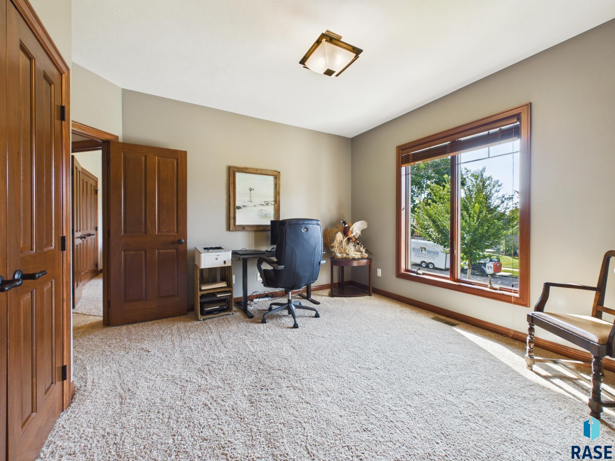 2304 Sleigh Creek Trl, Sioux Falls